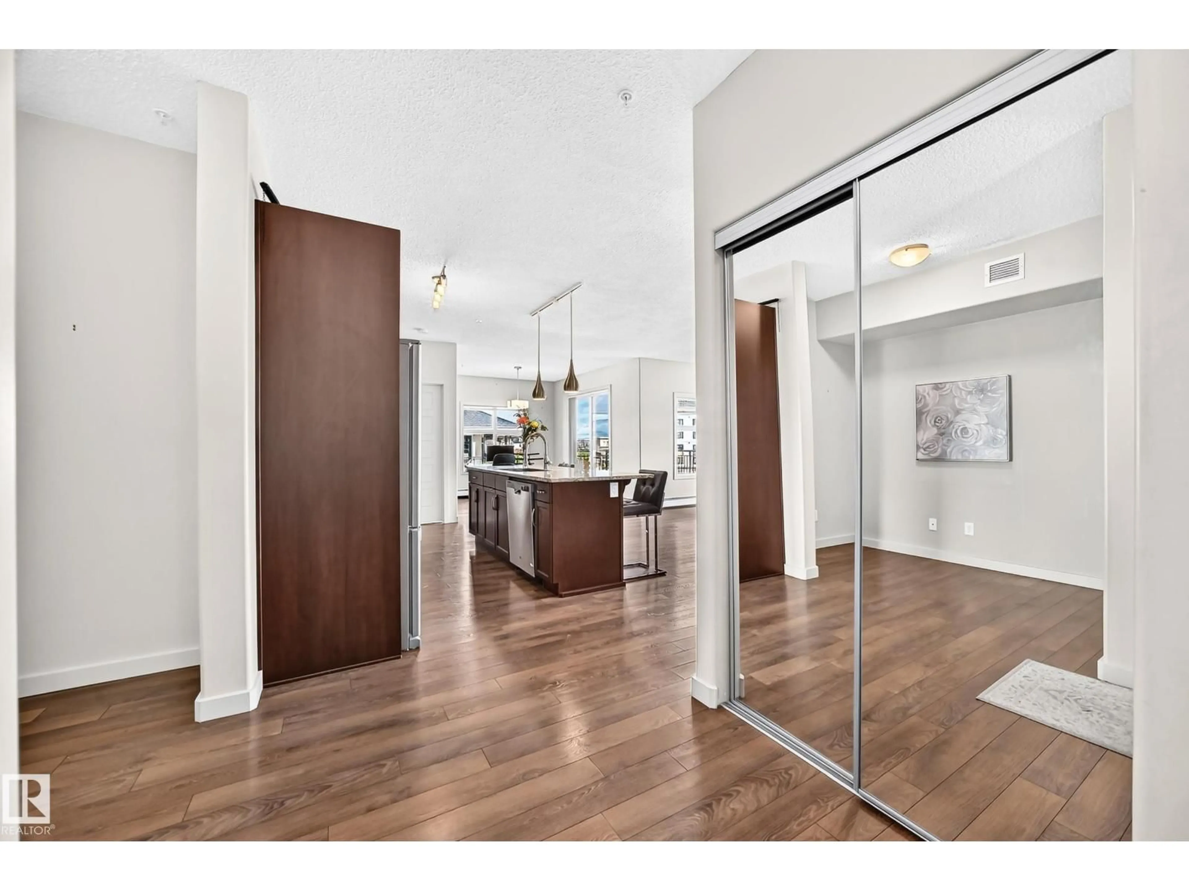 Indoor entryway for 401 - 504 GRIESBACH PR, Edmonton Alberta T5E6V9