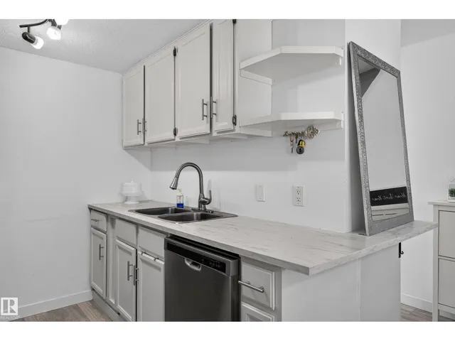 130 WOODSTOCK NW, Edmonton 5