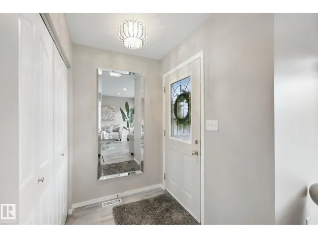13912 156 AV, Edmonton 5