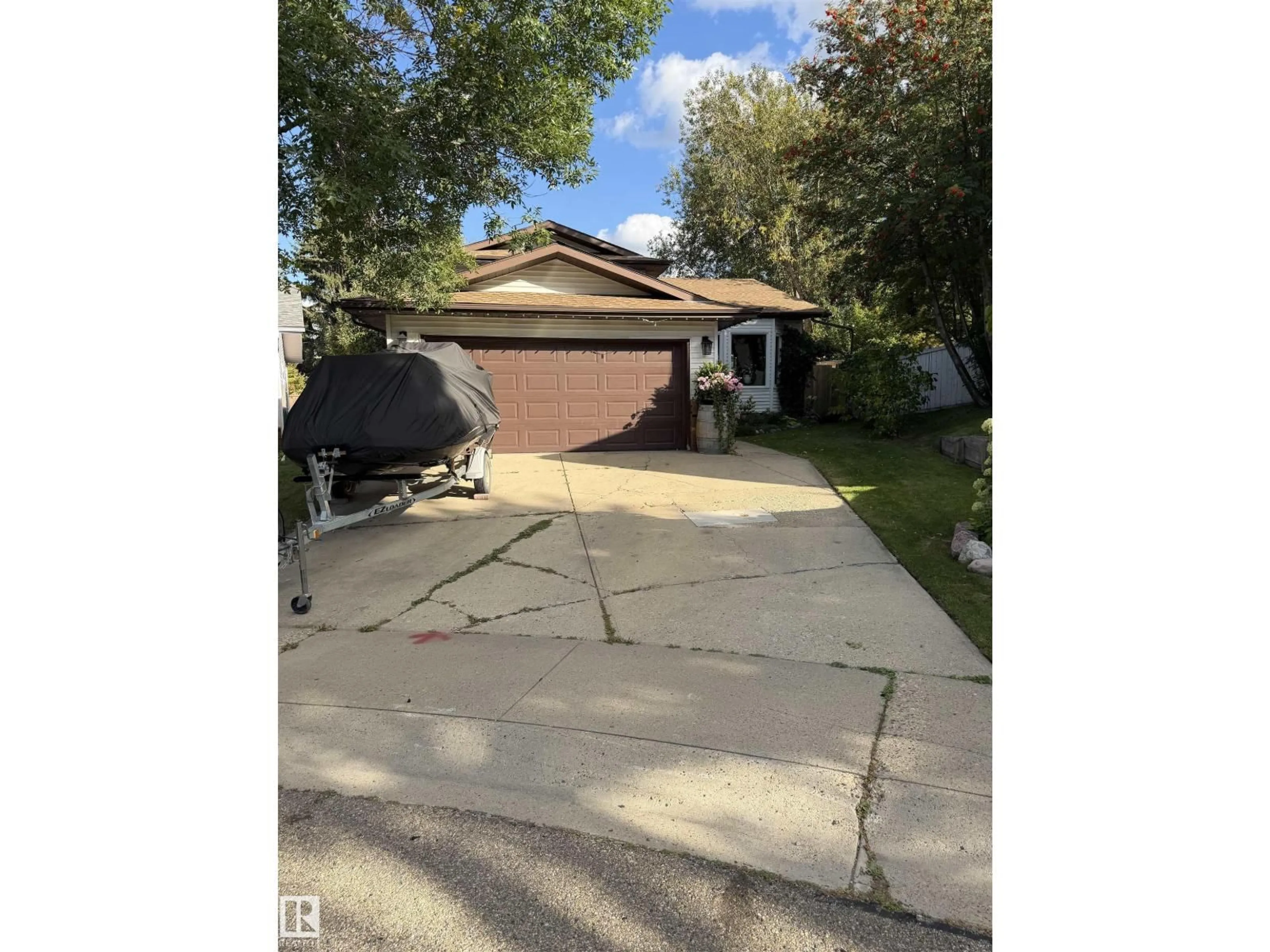 Unknown for 5 CHELSEA MR, Sherwood Park Alberta T8H1E2