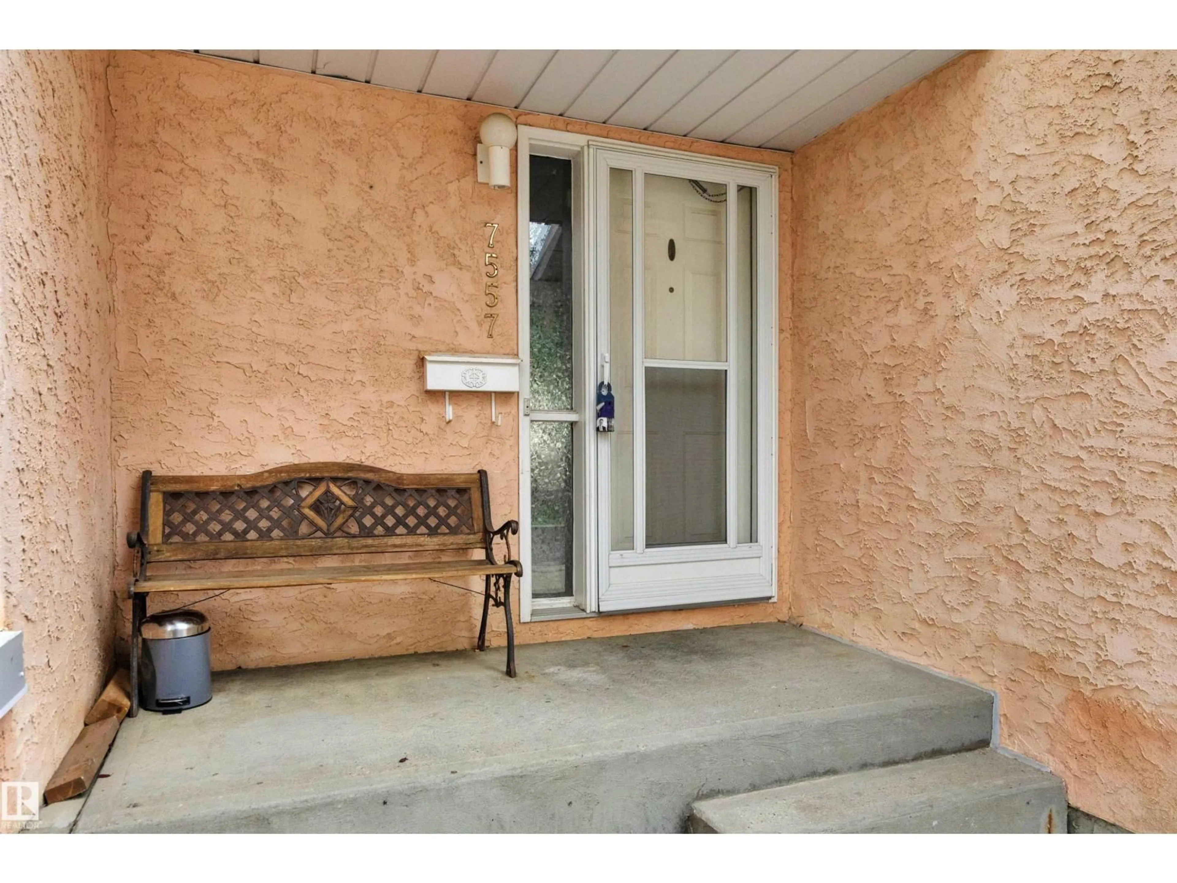 Indoor entryway for NW - 7557 188 ST, Edmonton Alberta T5T5W9