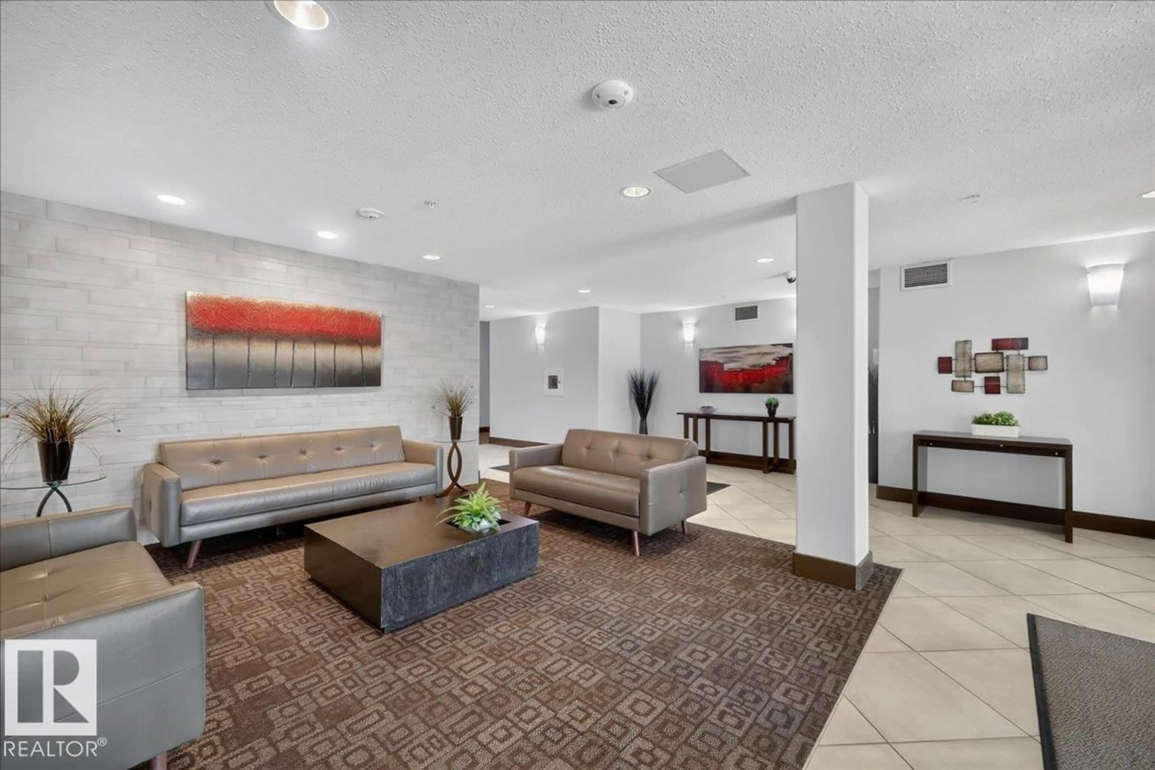 Lobby for 107 - 7909 71 ST, Edmonton Alberta T6B3P5