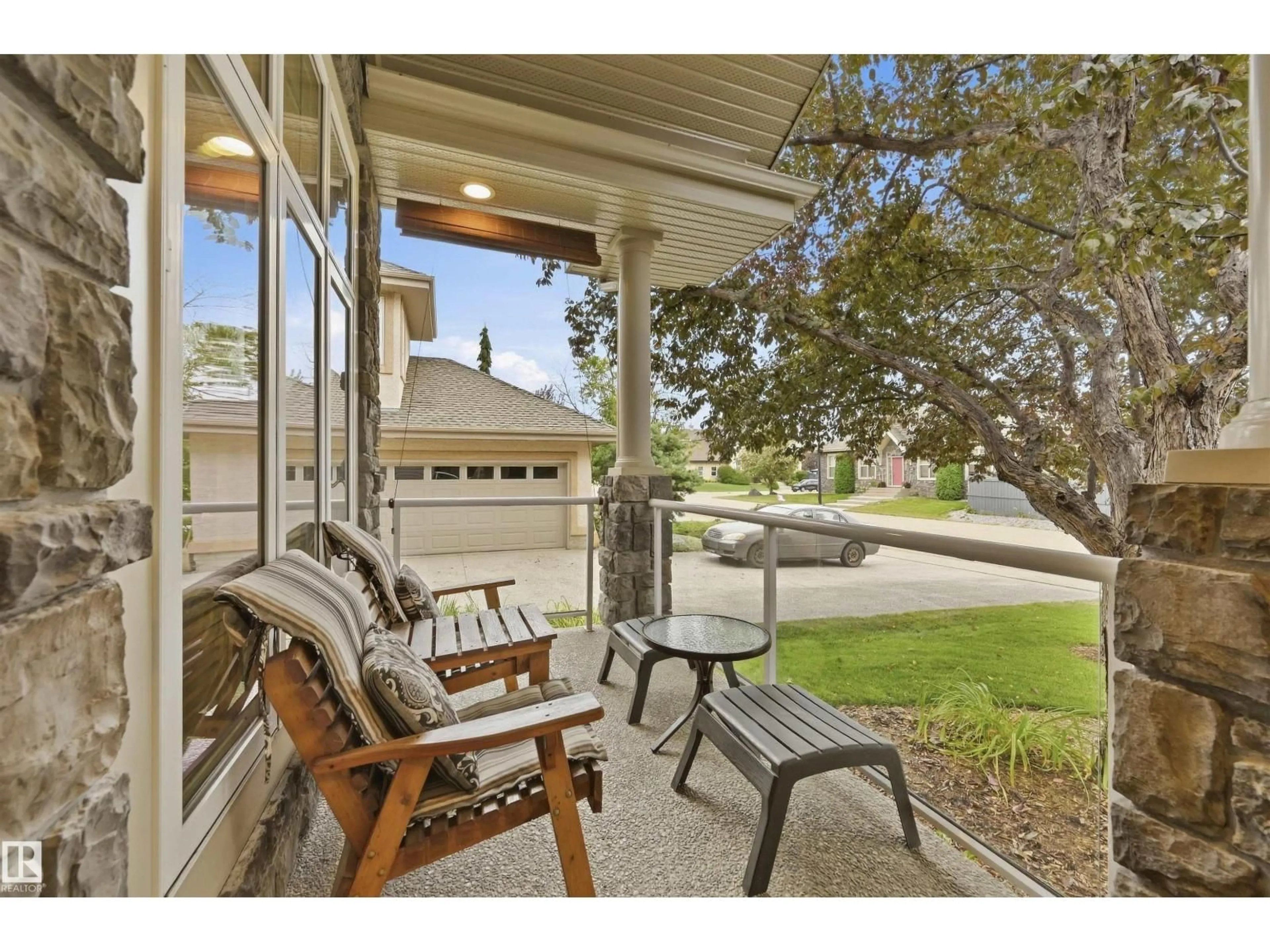 Patio, street for 1406 THOROGOOD LN, Edmonton Alberta T6R3K6