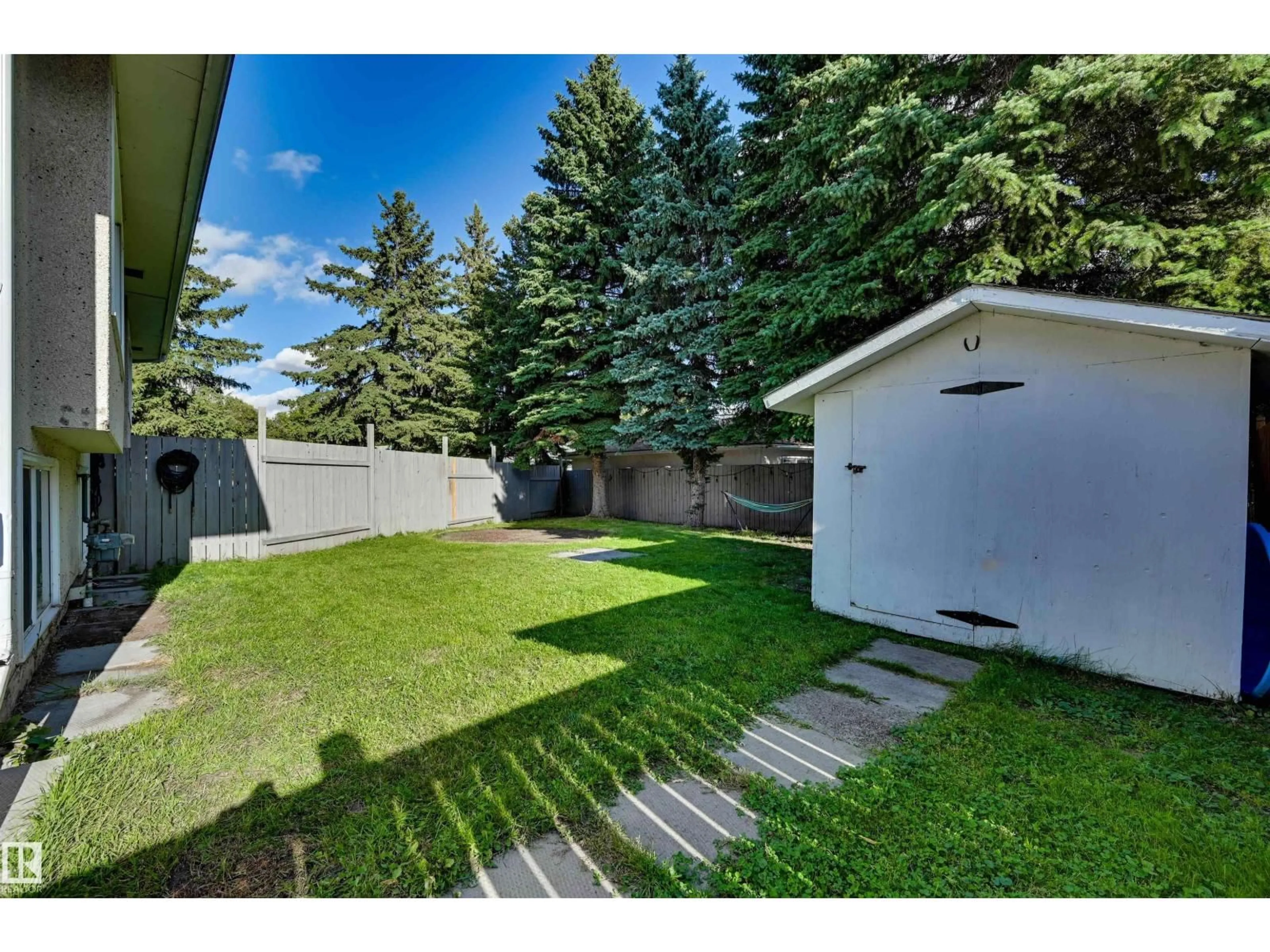 Unknown for 9125B 94 AV, Fort Saskatchewan Alberta T8L1B8