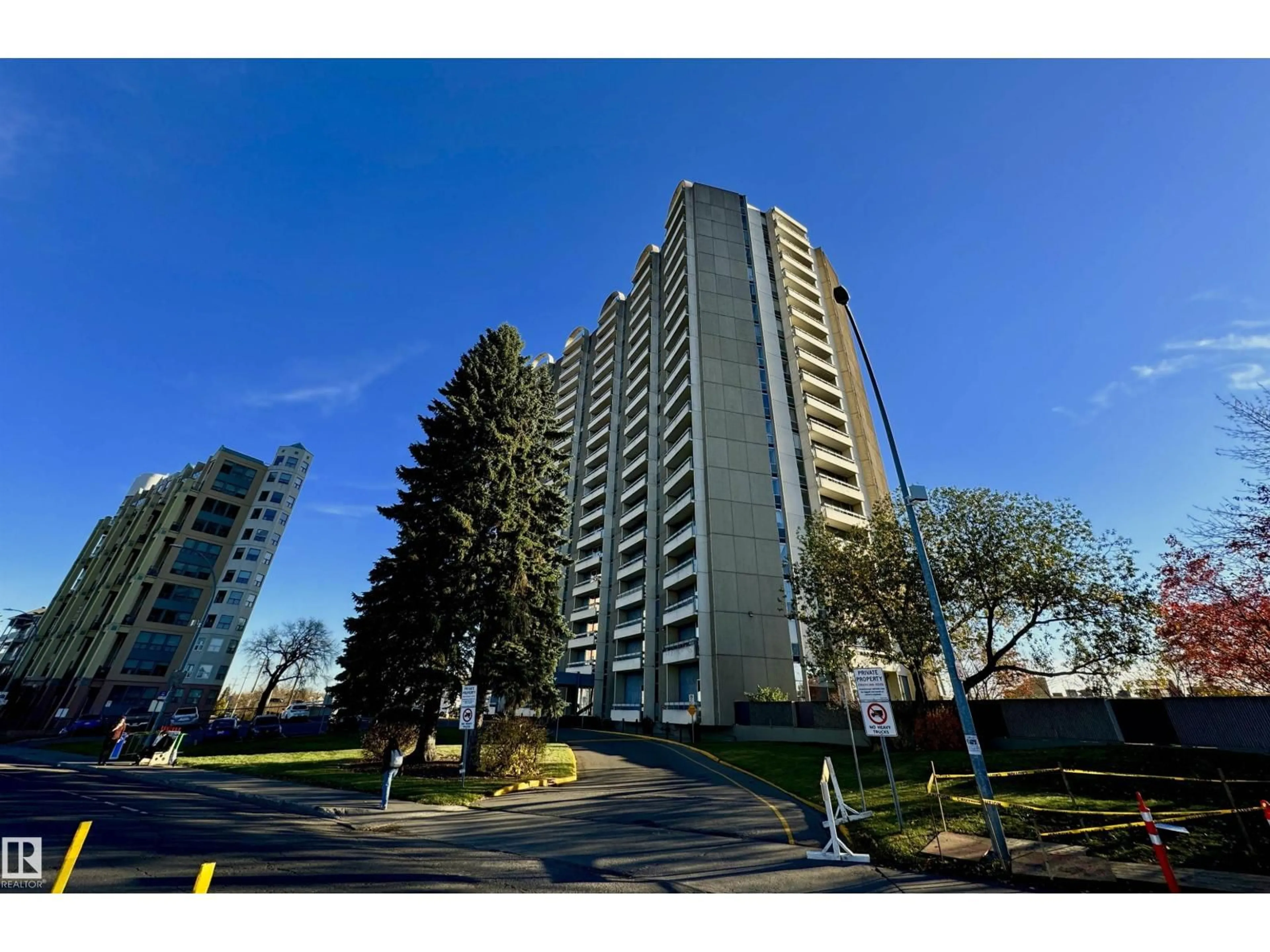 A pic from outside/outdoor area/front of a property/back of a property/a pic from drone, building for #204 - 10883 SASKATCHEWAN DR, Edmonton Alberta T6E4S6