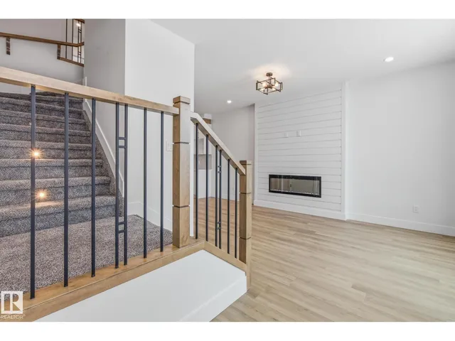 102 ELLIOTT WD, Fort Saskatchewan 2