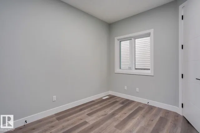 3601 42 AV, Beaumont 5