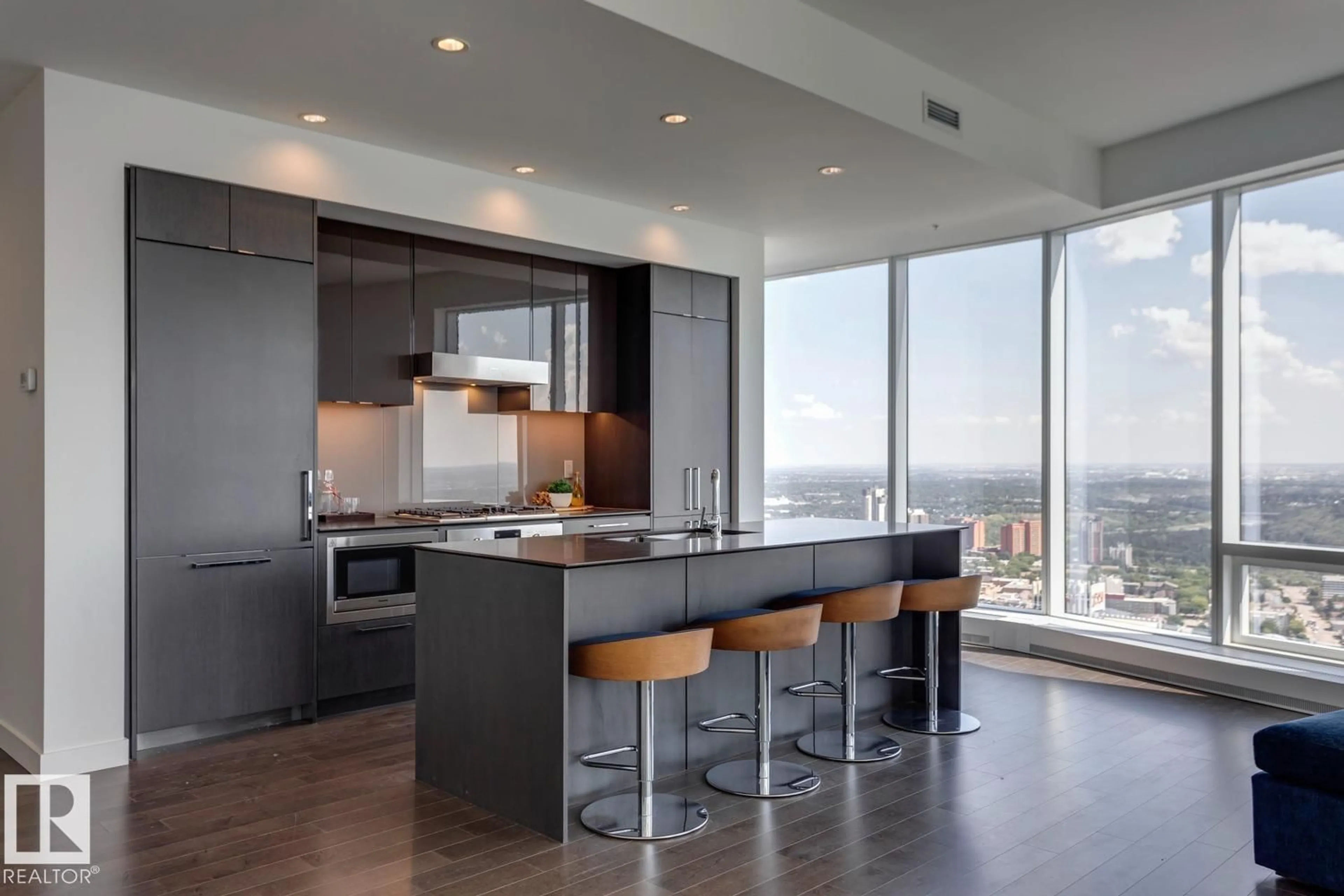Contemporary kitchen, unknown for 10360 - 4404 102 ST NW, Edmonton Alberta T5J0K6