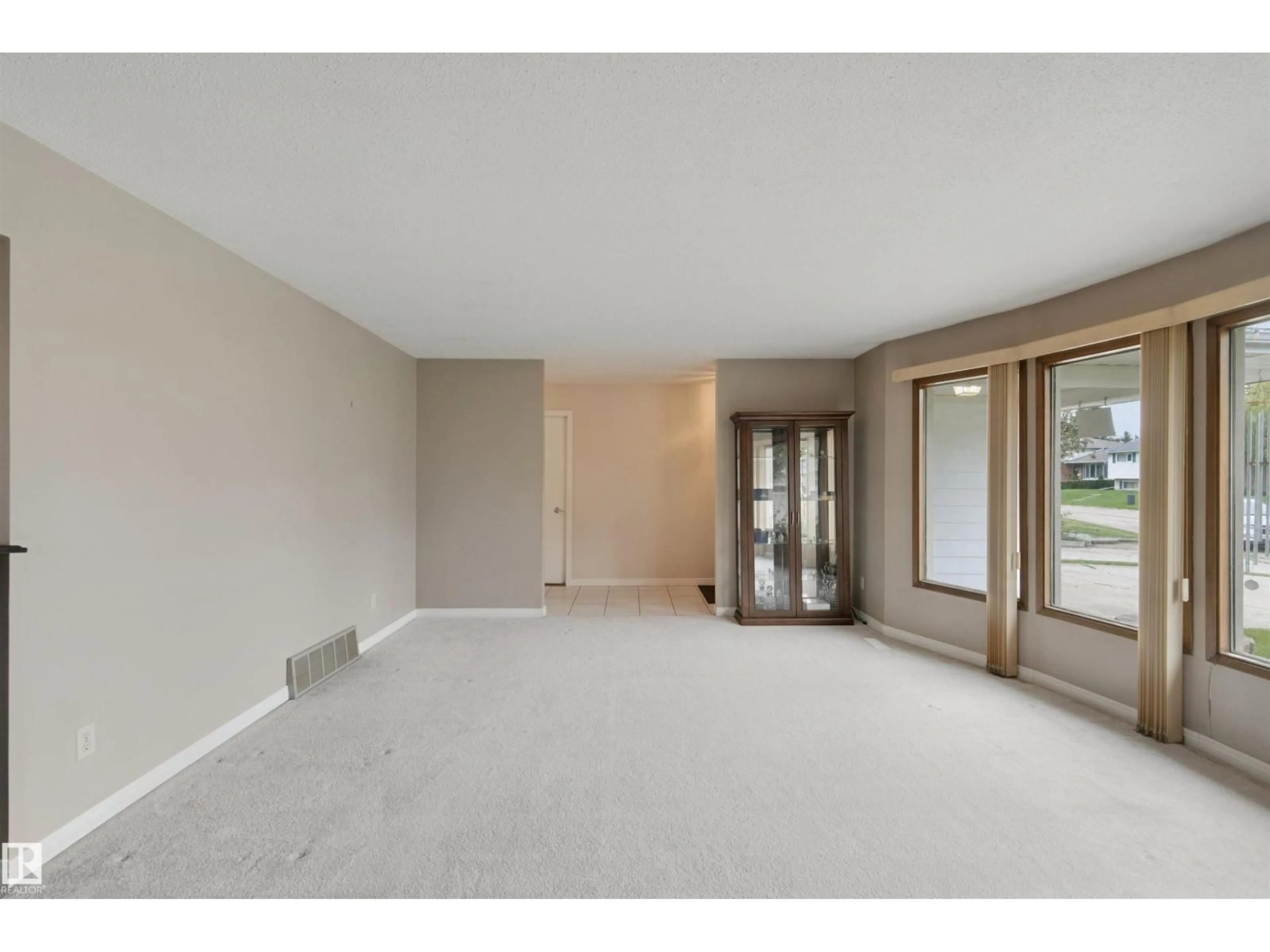 A pic of a room for 9 BROOKWOOD PL, Spruce Grove Alberta T7X1H4