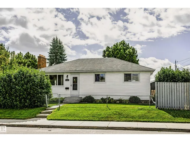 13503 135 AV, Edmonton 2