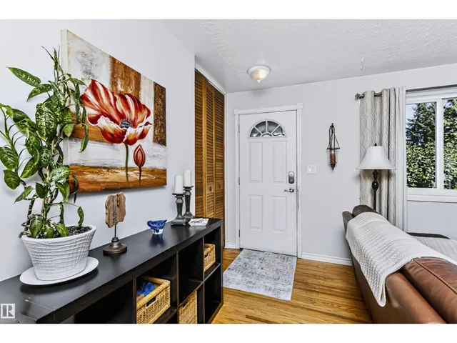 13503 135 AV, Edmonton 5
