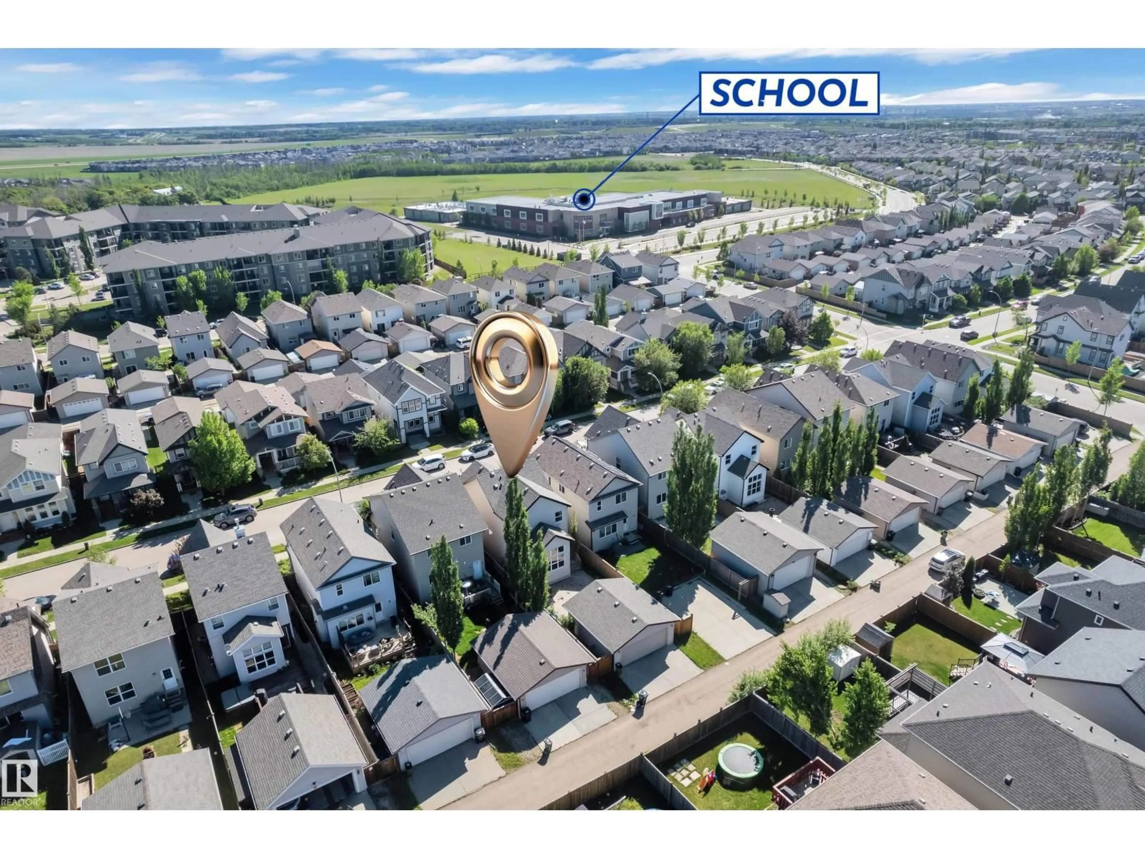 A pic from outside/outdoor area/front of a property/back of a property/a pic from drone, street for NW - 621 MCDONOUGH LINK LI, Edmonton Alberta T5Y0M8