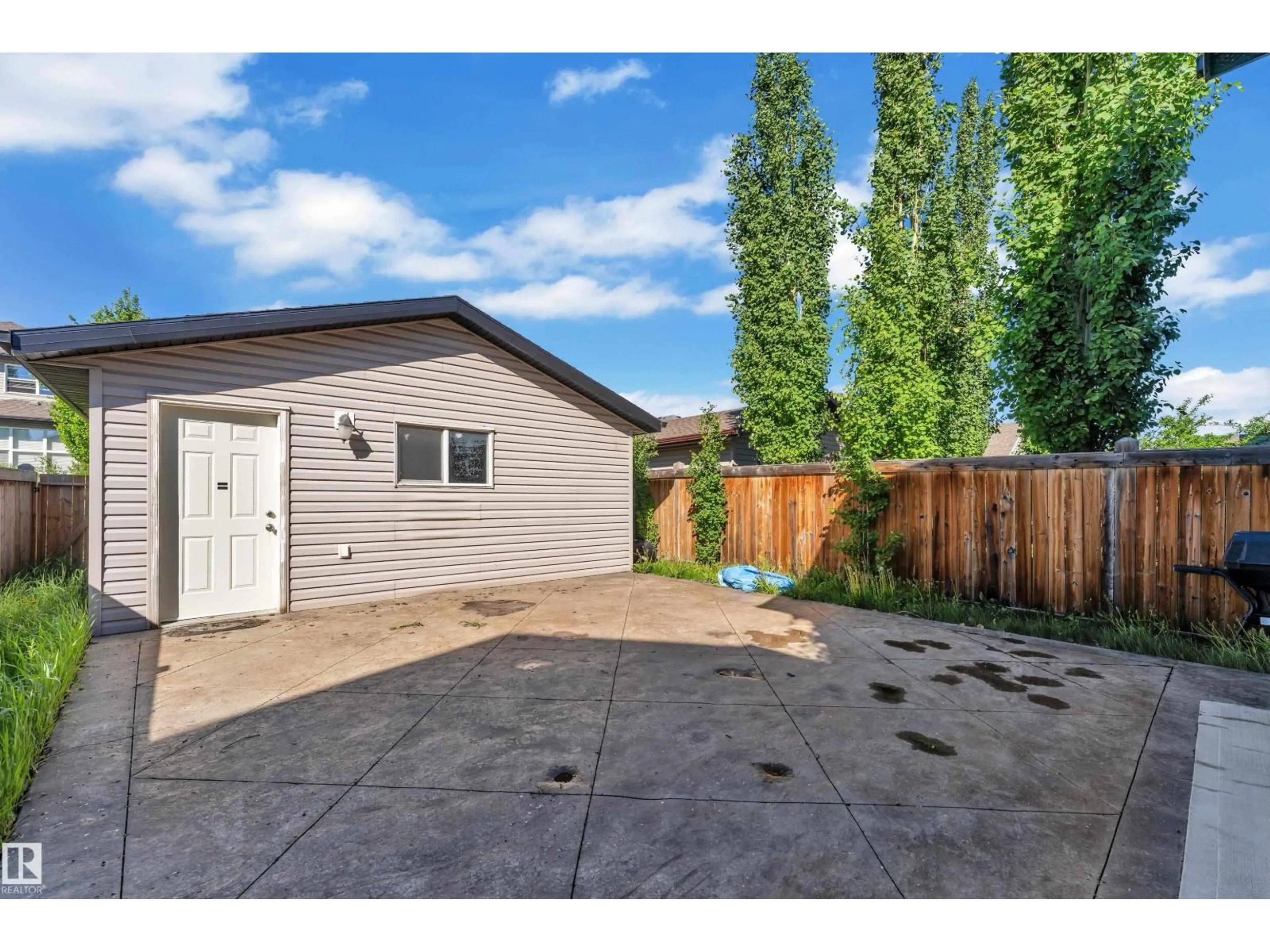 Unknown for NW - 621 MCDONOUGH LINK LI, Edmonton Alberta T5Y0M8
