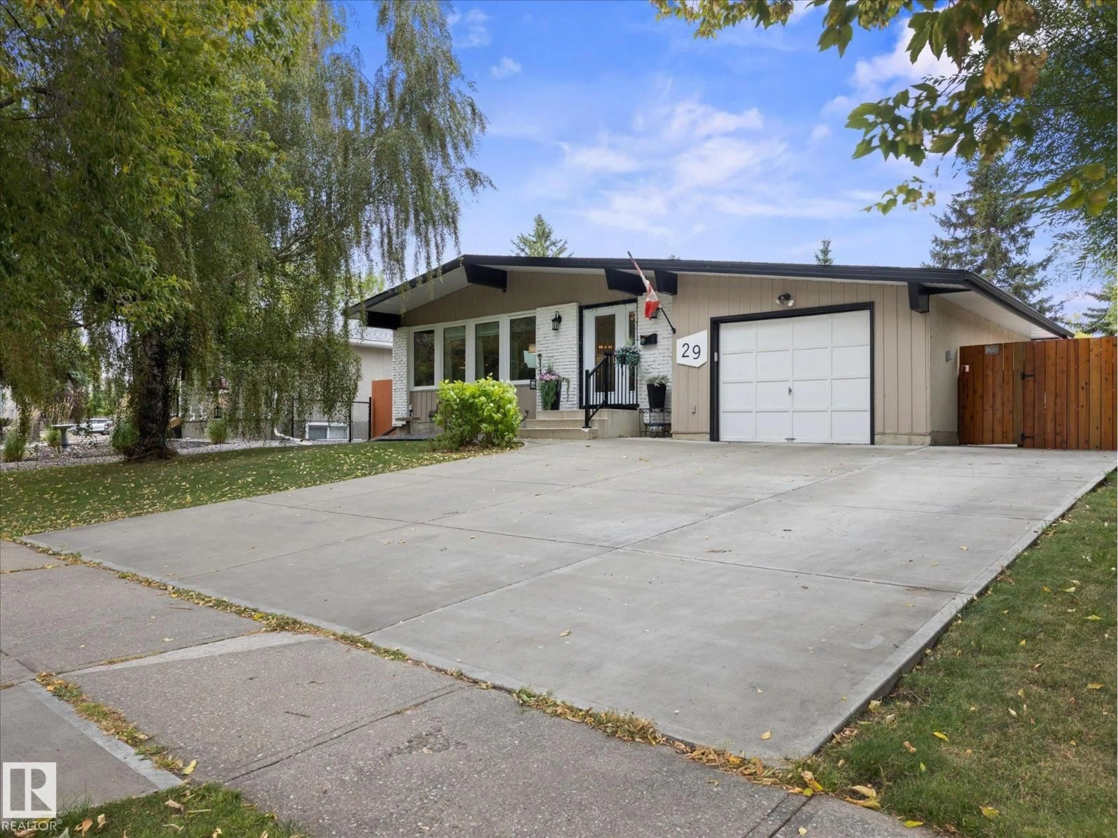 Unknown for 29 ALCOTT CR, St. Albert Alberta T8N2H8