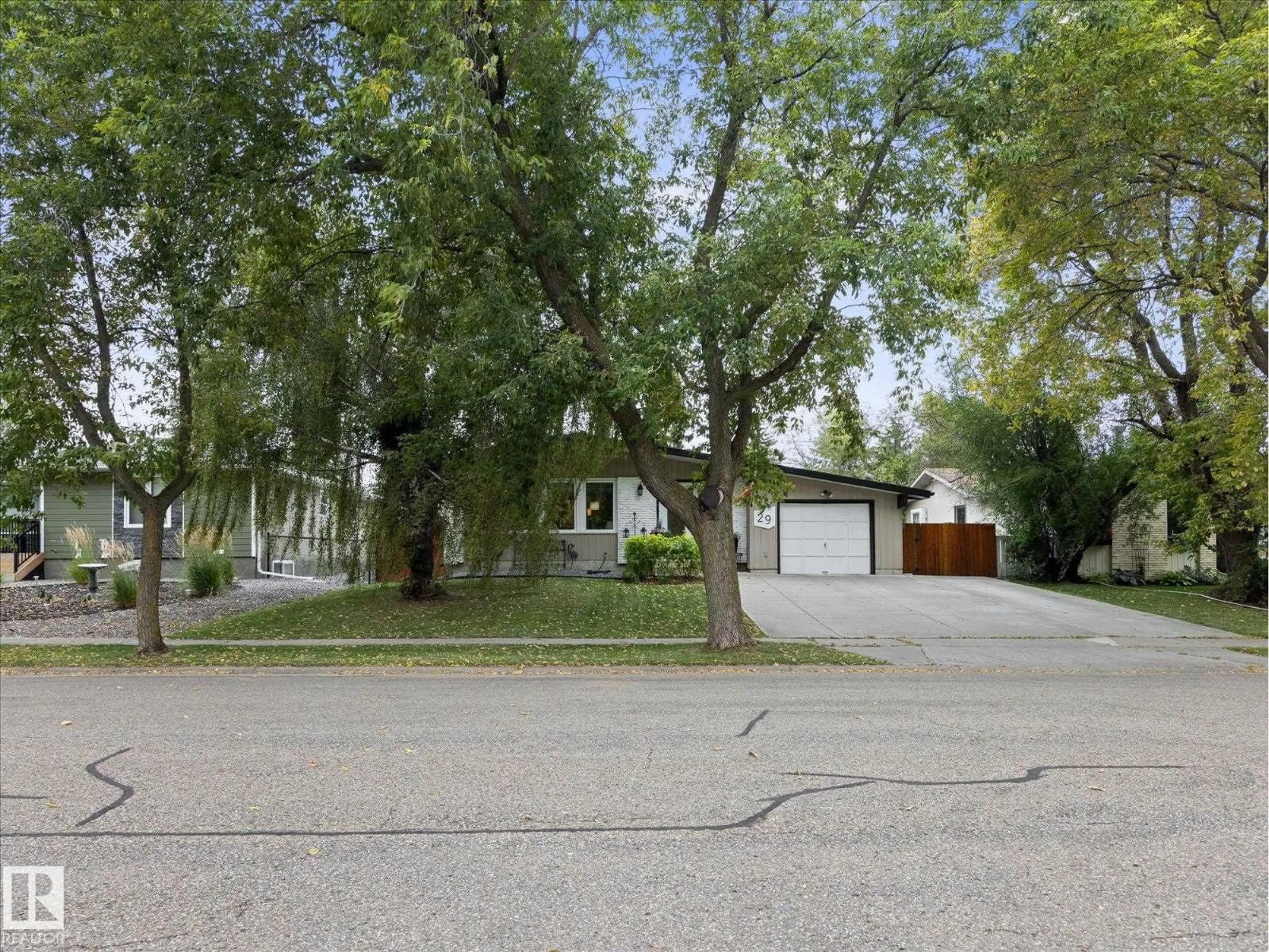 Unknown for 29 ALCOTT CR, St. Albert Alberta T8N2H8