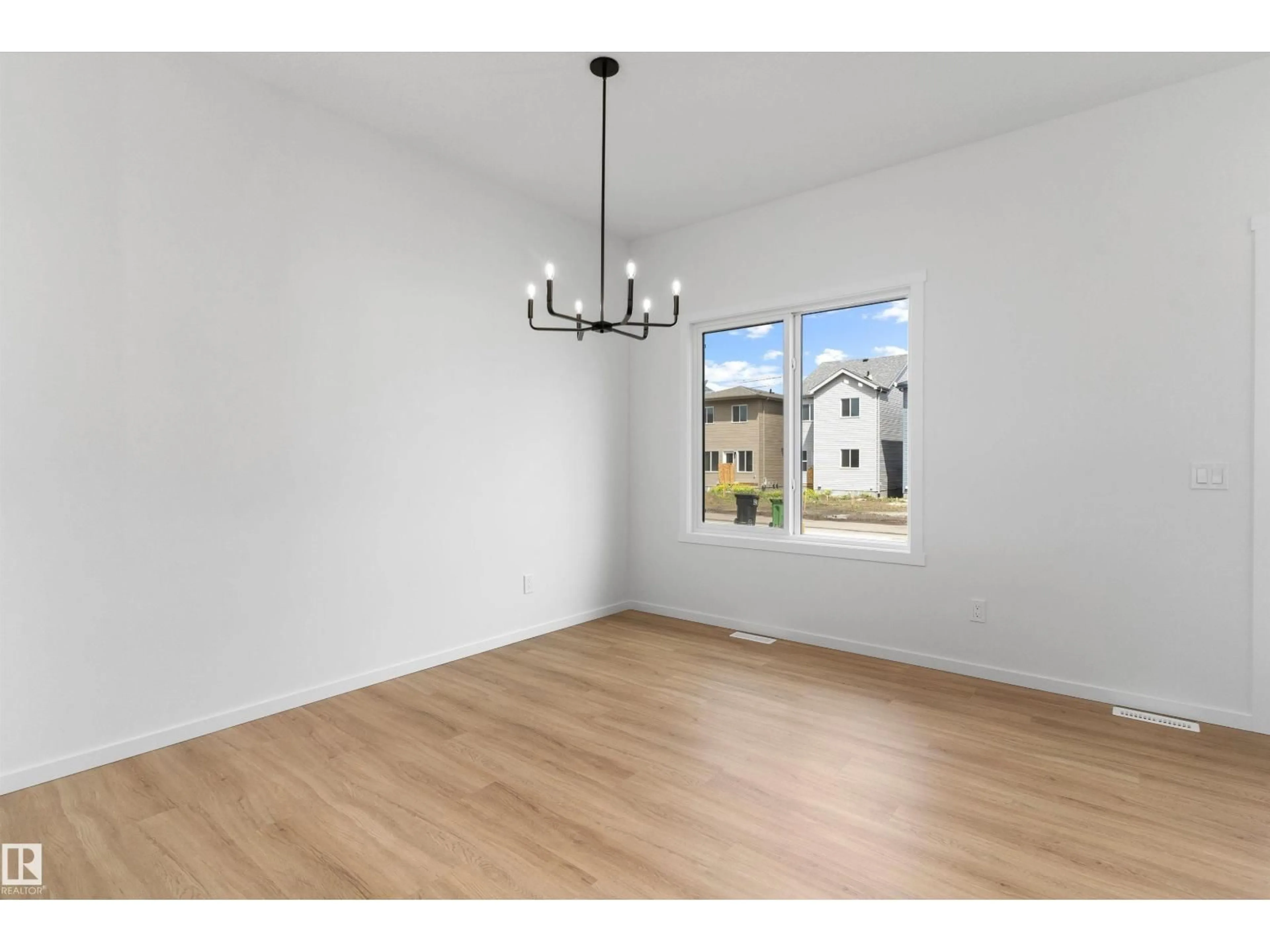 A pic of a room for NW - 18844 28 AV, Edmonton Alberta T6M3H9