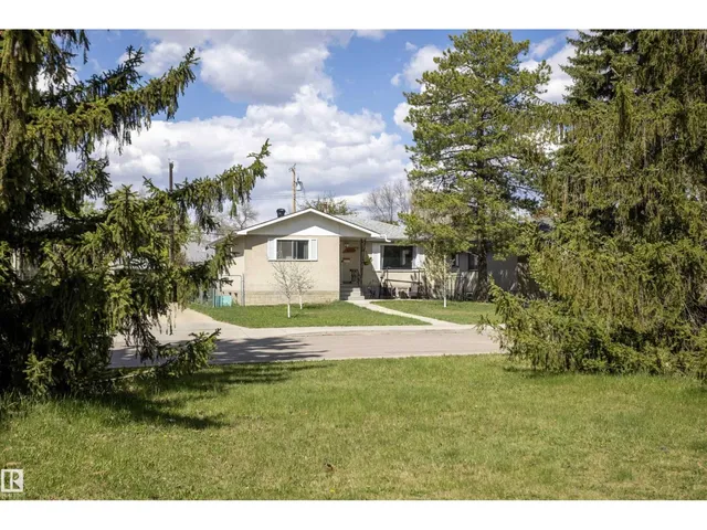 10428 68 AV, Edmonton 2