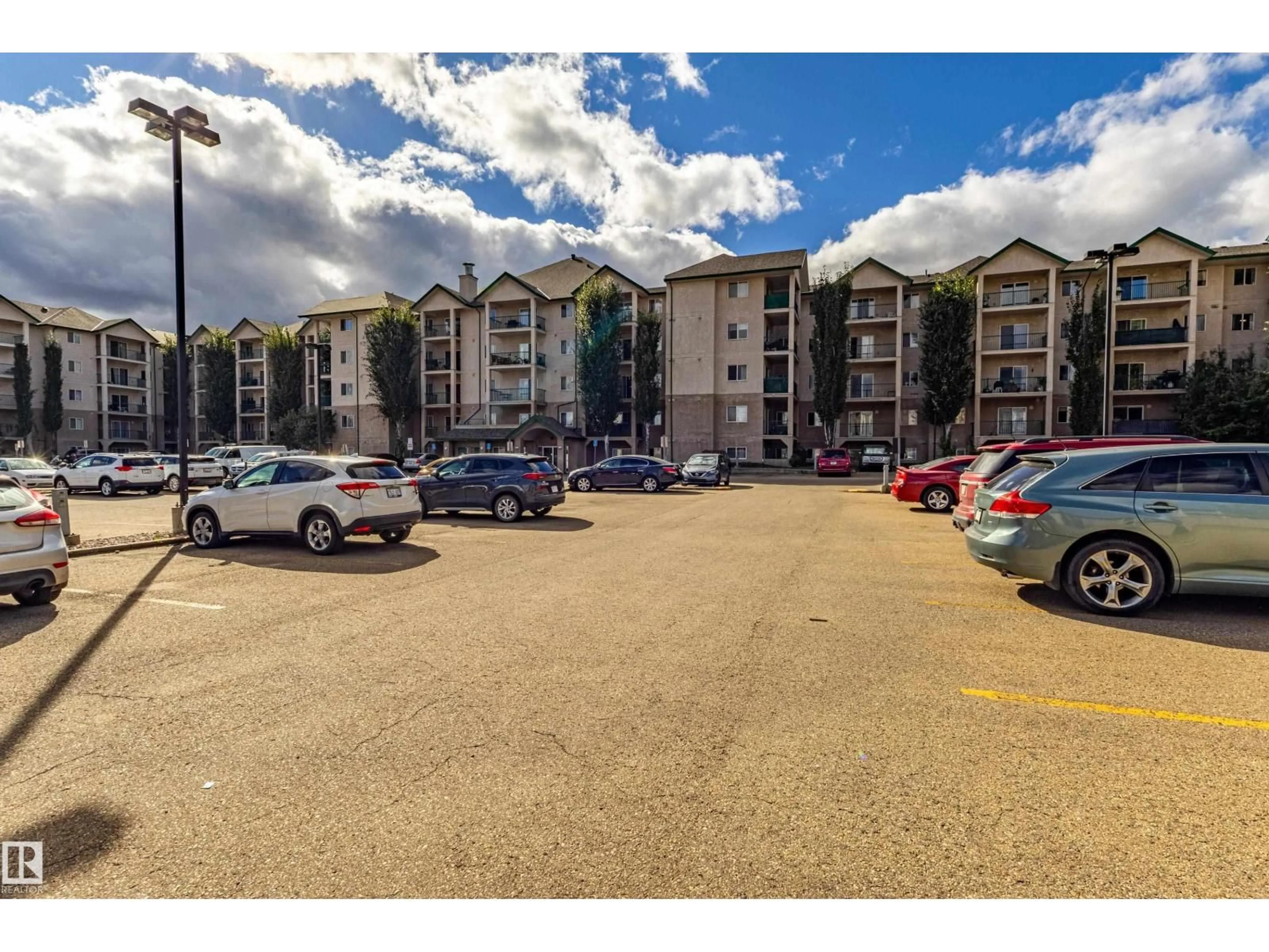 A pic from outside/outdoor area/front of a property/back of a property/a pic from drone, street for 316 - 11325 83 ST, Edmonton Alberta T5B4E5