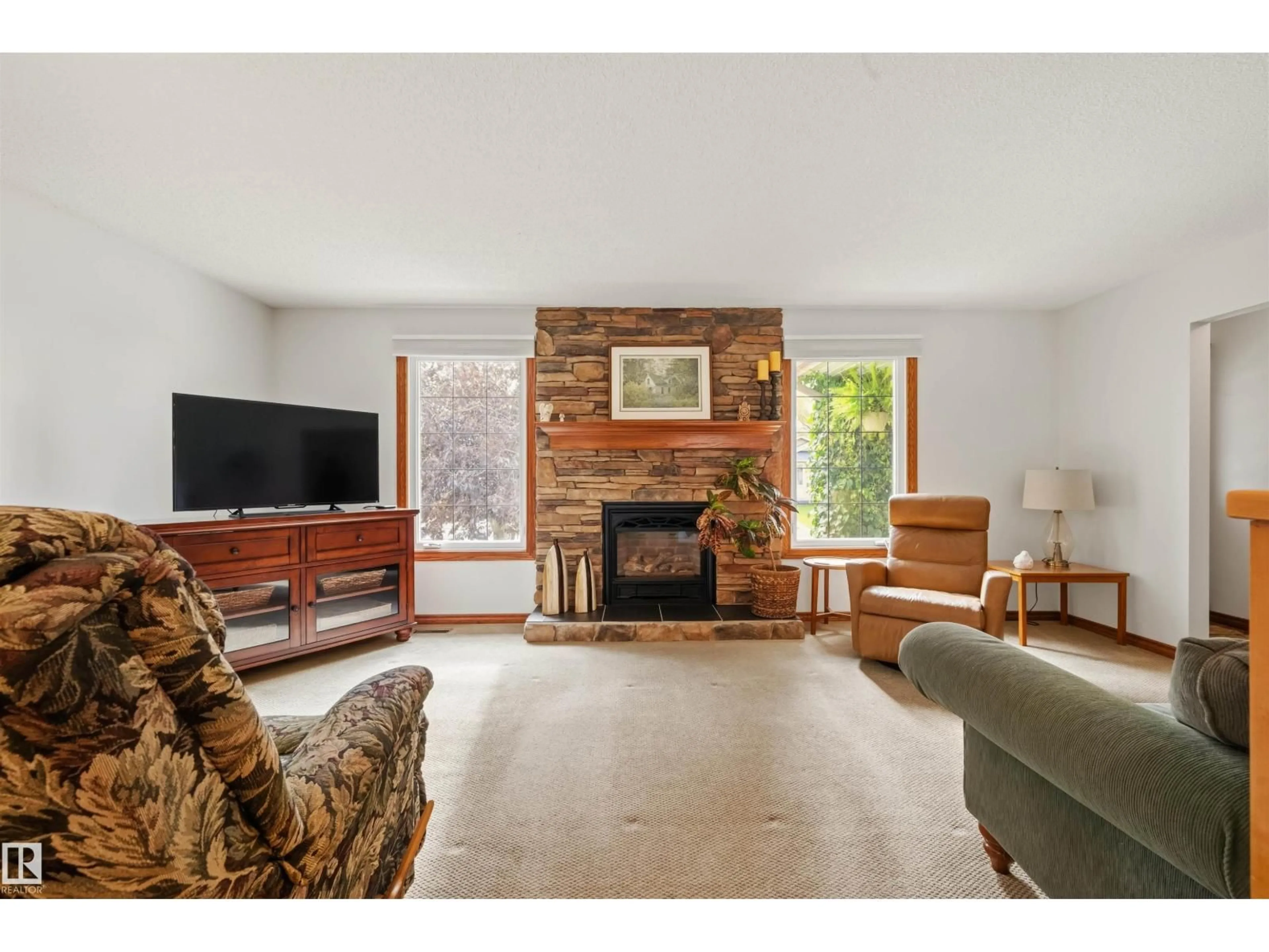 Living room with furniture, unknown for 704 WARWICK RD, Edmonton Alberta T5X4R3