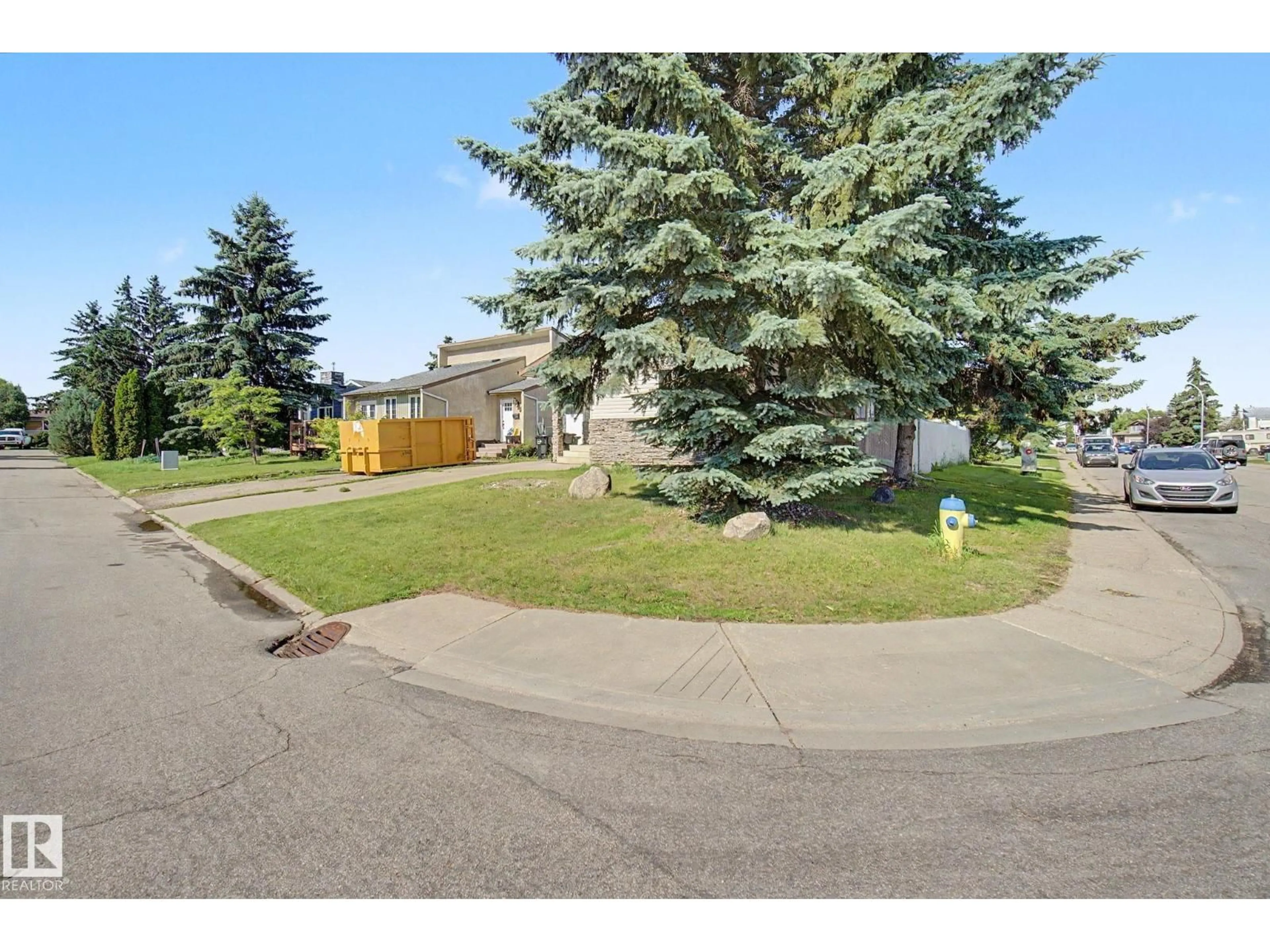 Unknown for 6237 13 AV, Edmonton Alberta T6L2E5