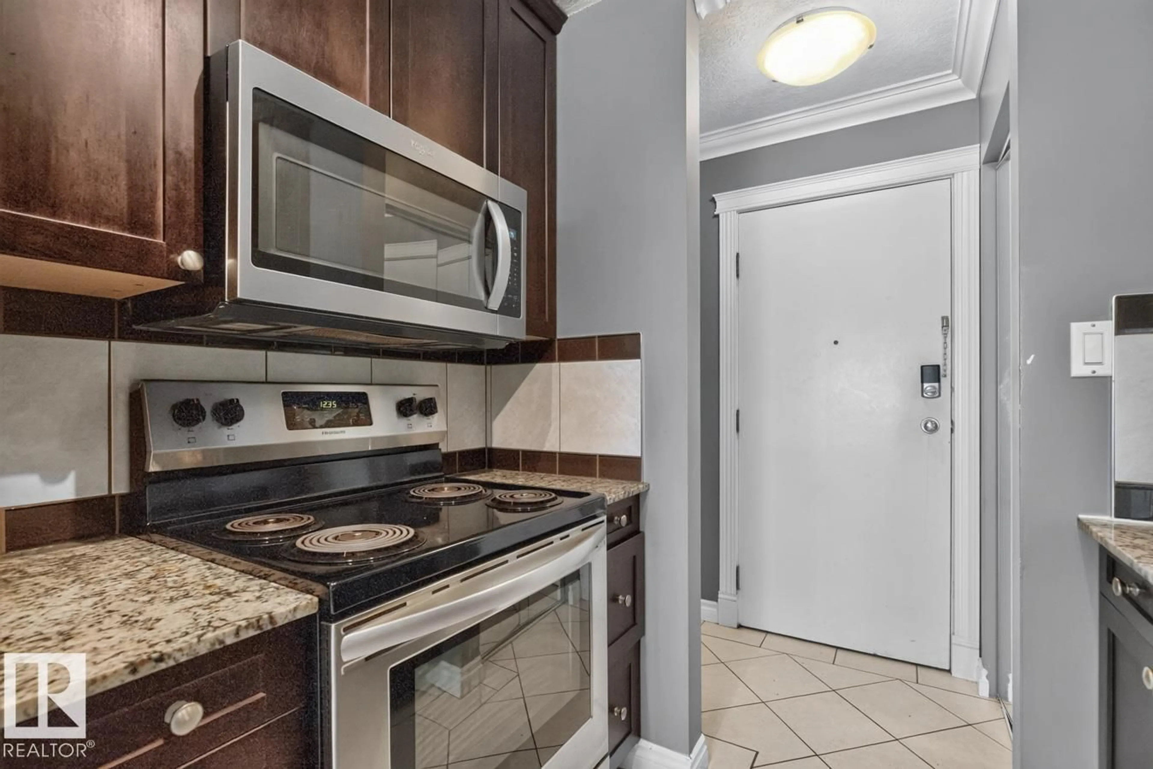 Standard kitchen, ceramic/tile floor for #402 - 10625 83 AV, Edmonton Alberta T6E2E3