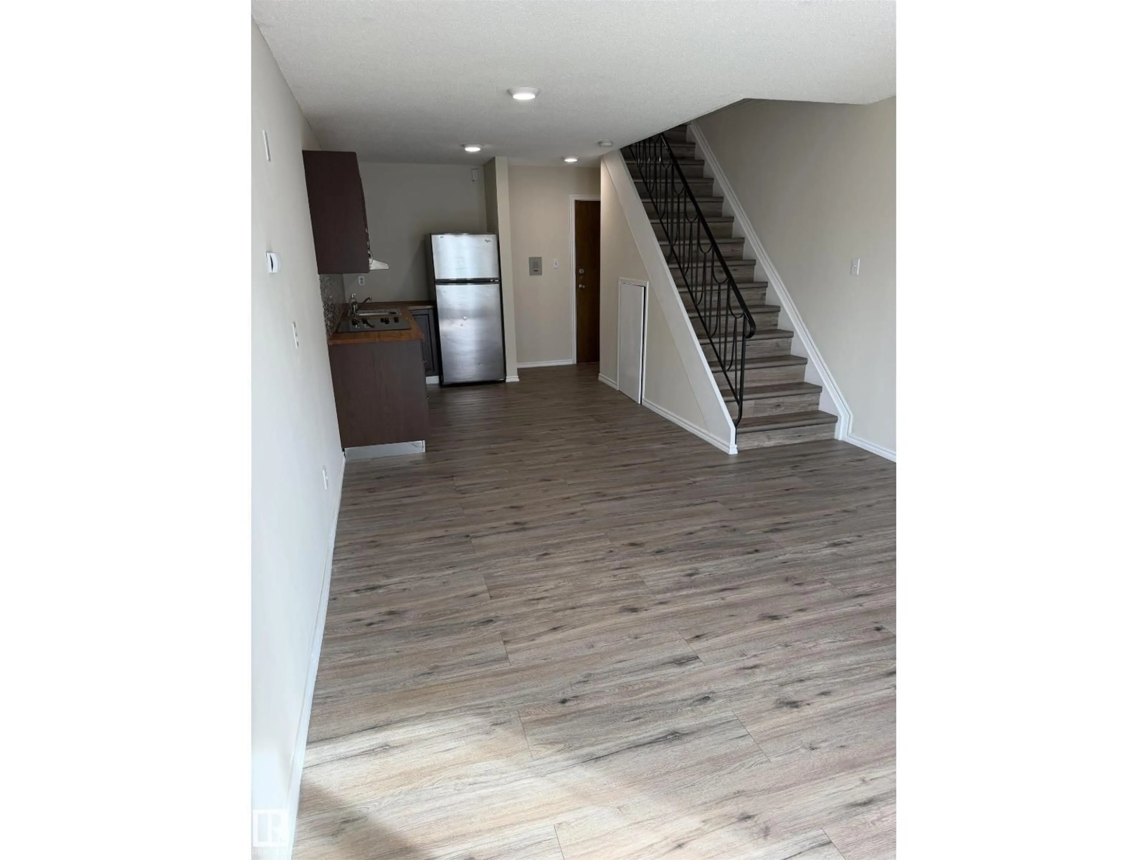 Unknown for #209 - 11429 124 ST, Edmonton Alberta T5M0K4