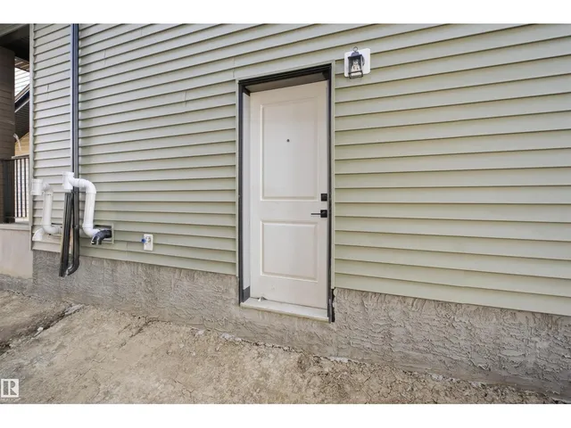 NW - 13140 187 AV, Edmonton 5