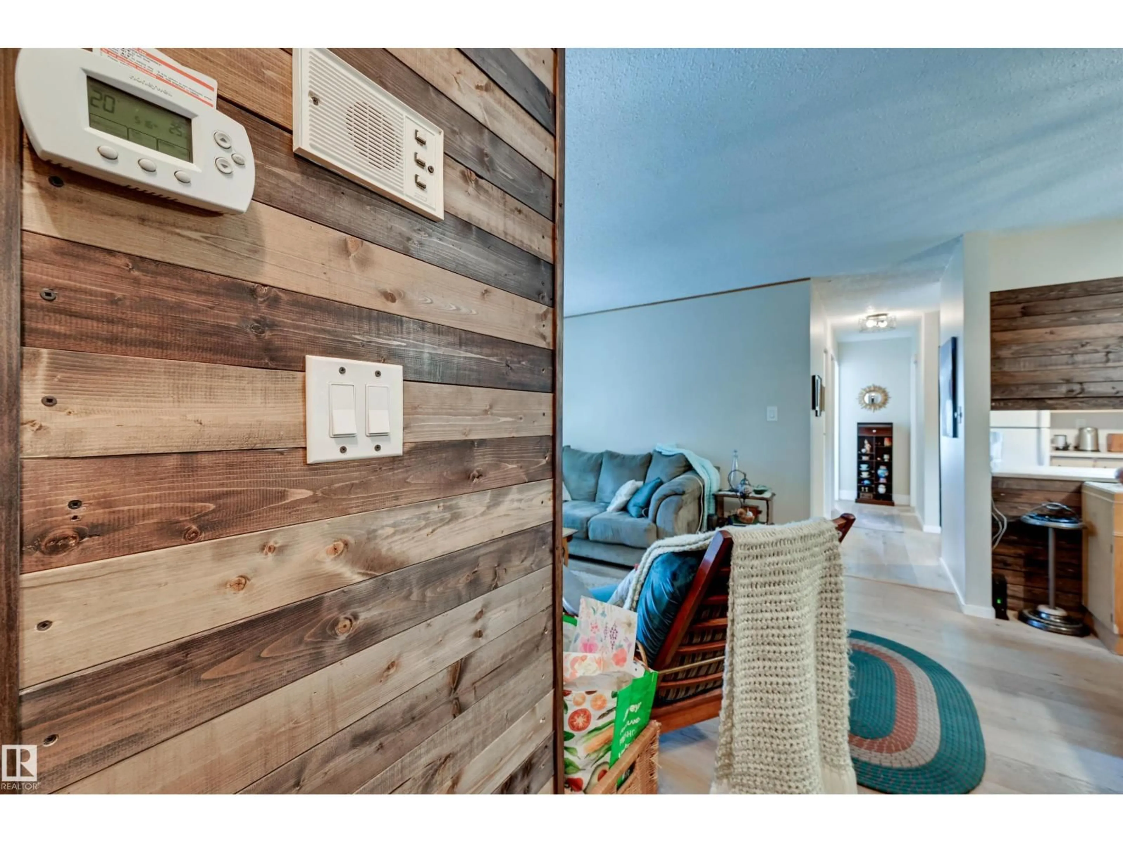 Indoor entryway for 24 - 203 ALPINE PL, St. Albert Alberta T8N3Y2