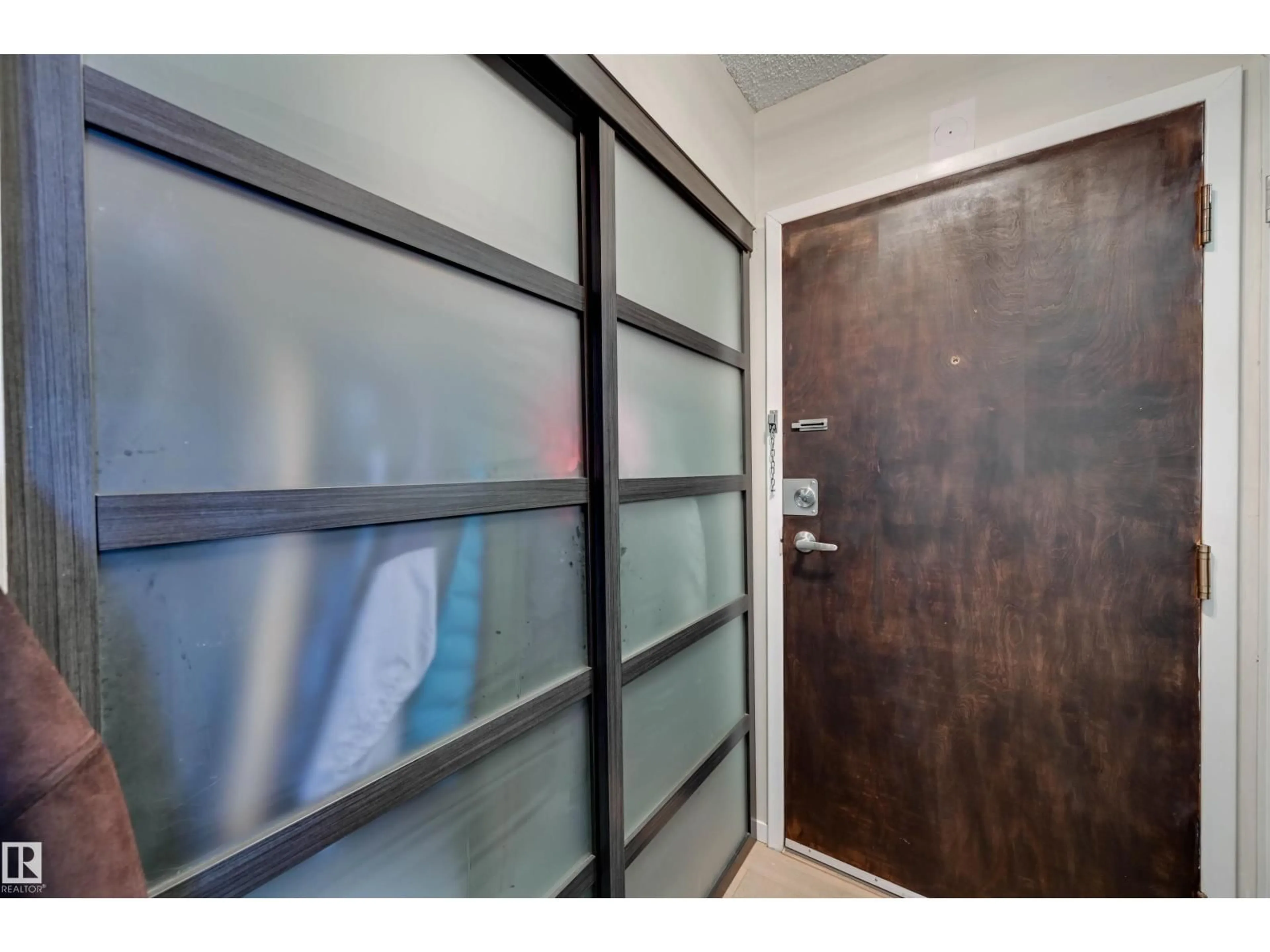Indoor entryway for 24 - 203 ALPINE PL, St. Albert Alberta T8N3Y2