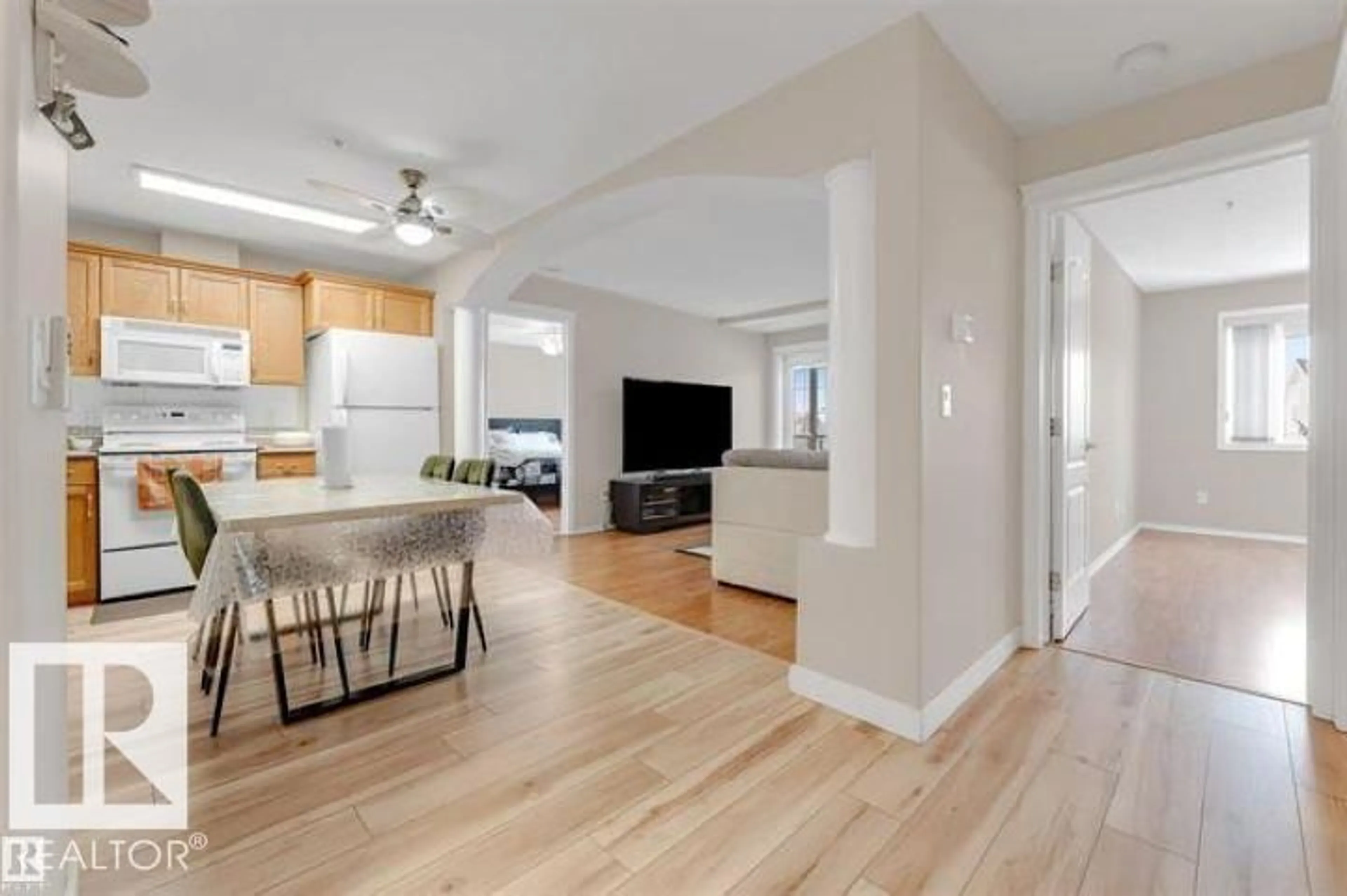 Open concept kitchen, unknown for 237 - 316 YOUVILLE DRIVE NW, Edmonton Alberta T6L7G2