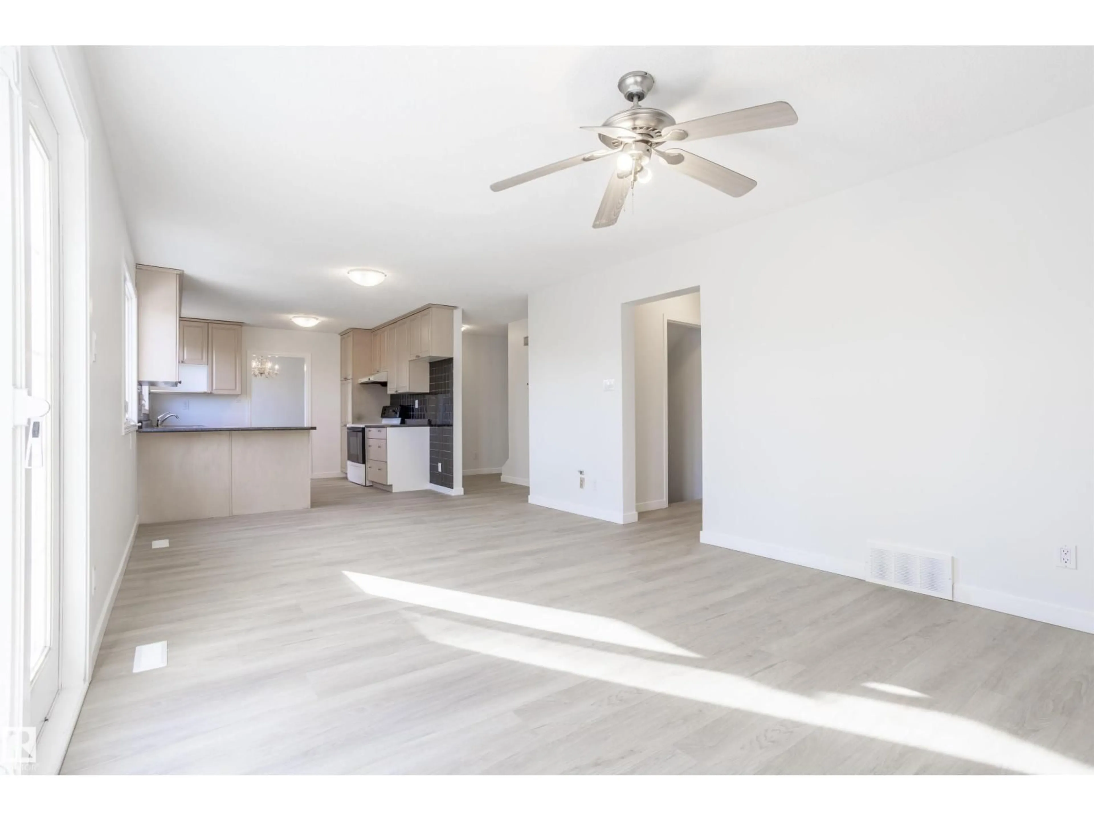A pic of a room for 17927 80 AV, Edmonton Alberta T5T0S6