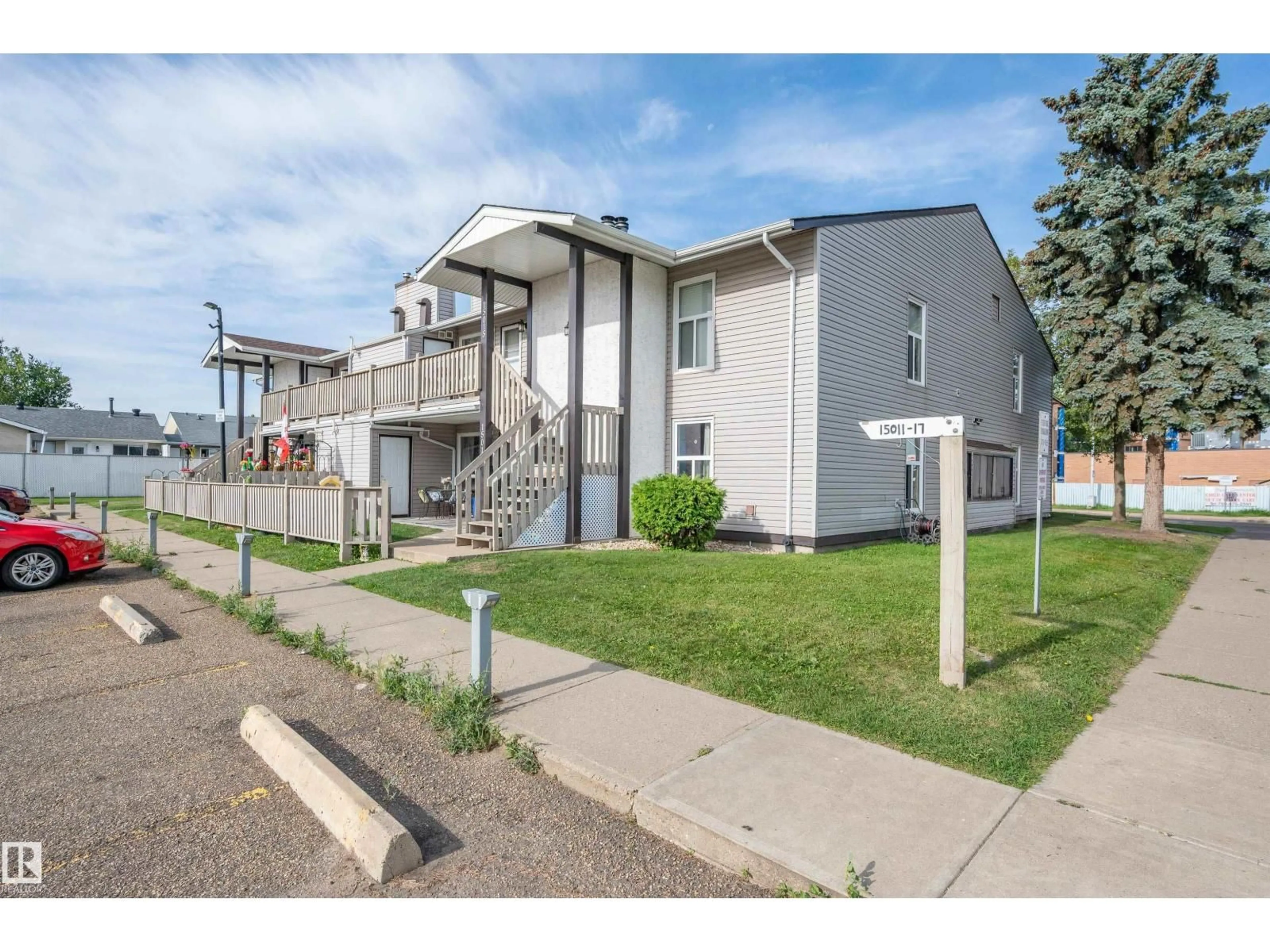 Unknown for 15017 26 ST, Edmonton Alberta T5Y2G6
