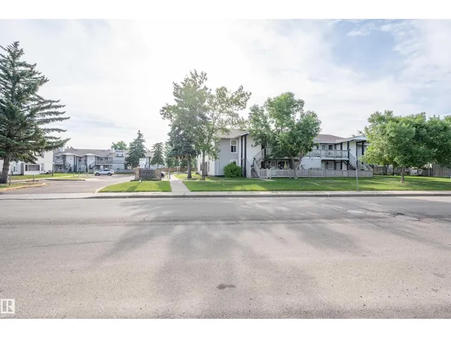 15017 26 ST, Edmonton 4