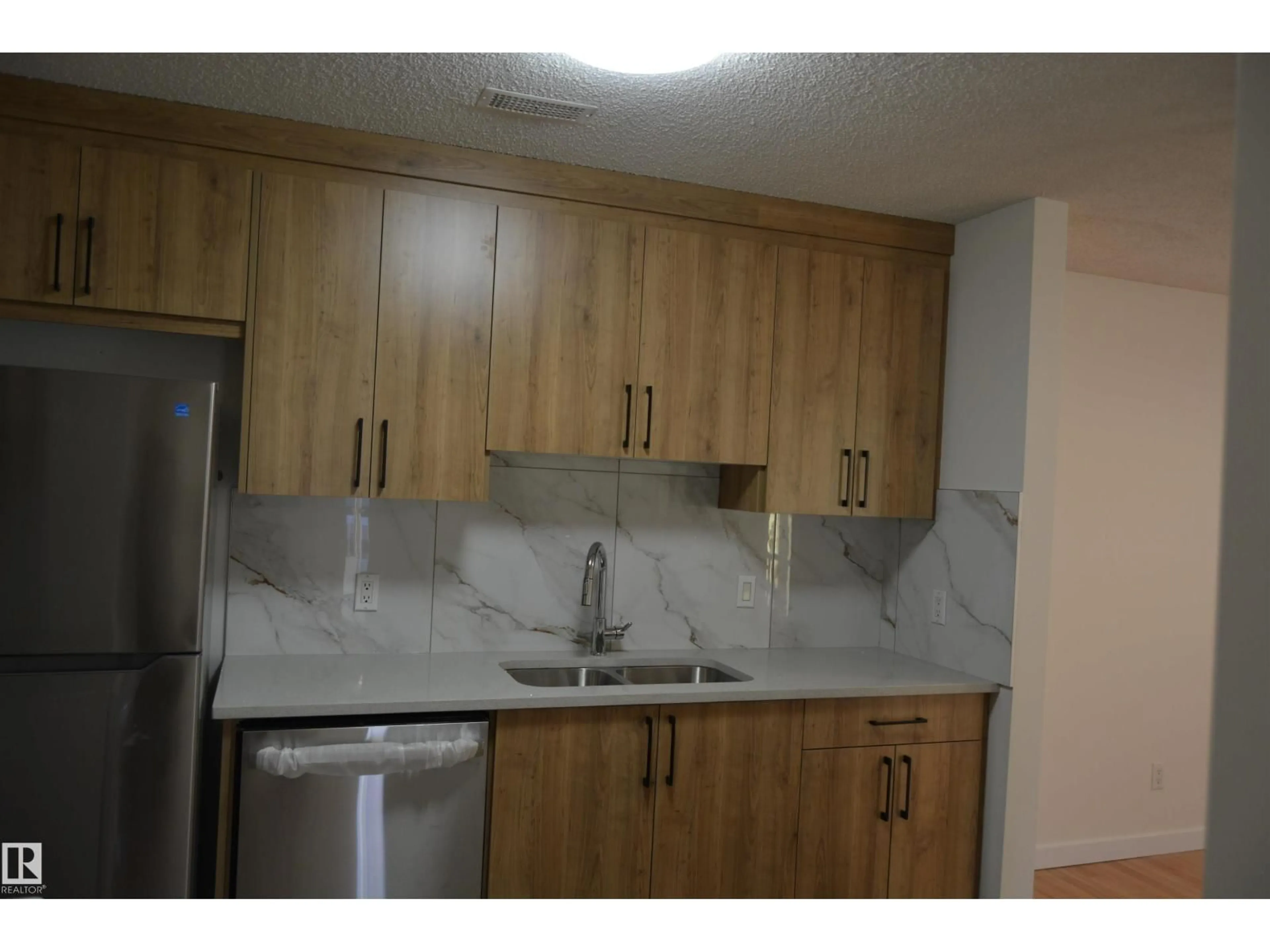 Standard kitchen, unknown for 49 - 1503 MILL WOODS RD E, Edmonton Alberta T6L4C2