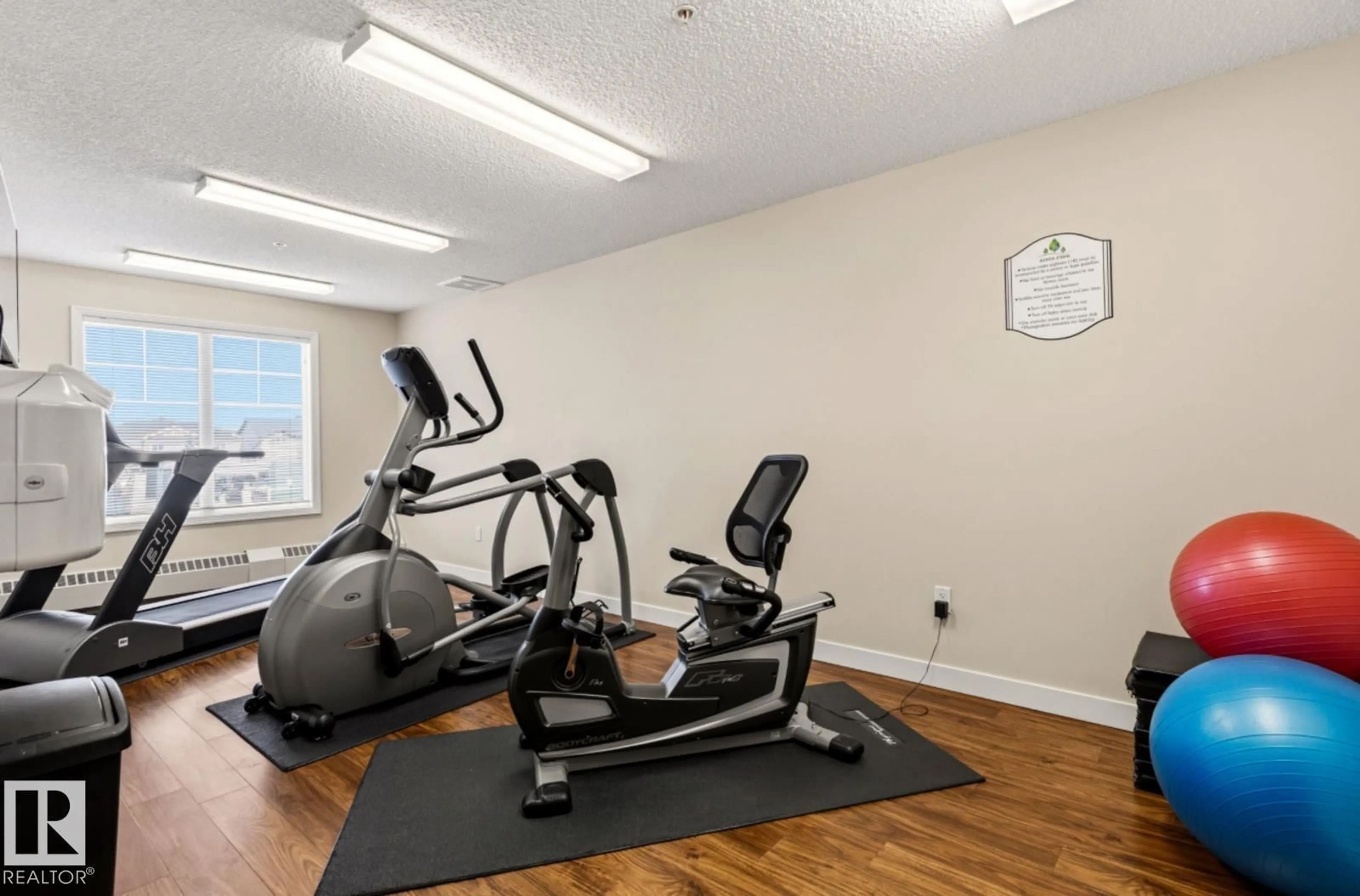Gym or fitness room for 2412 AUGUSTINE CR, Sherwood Park Alberta T8H0X8