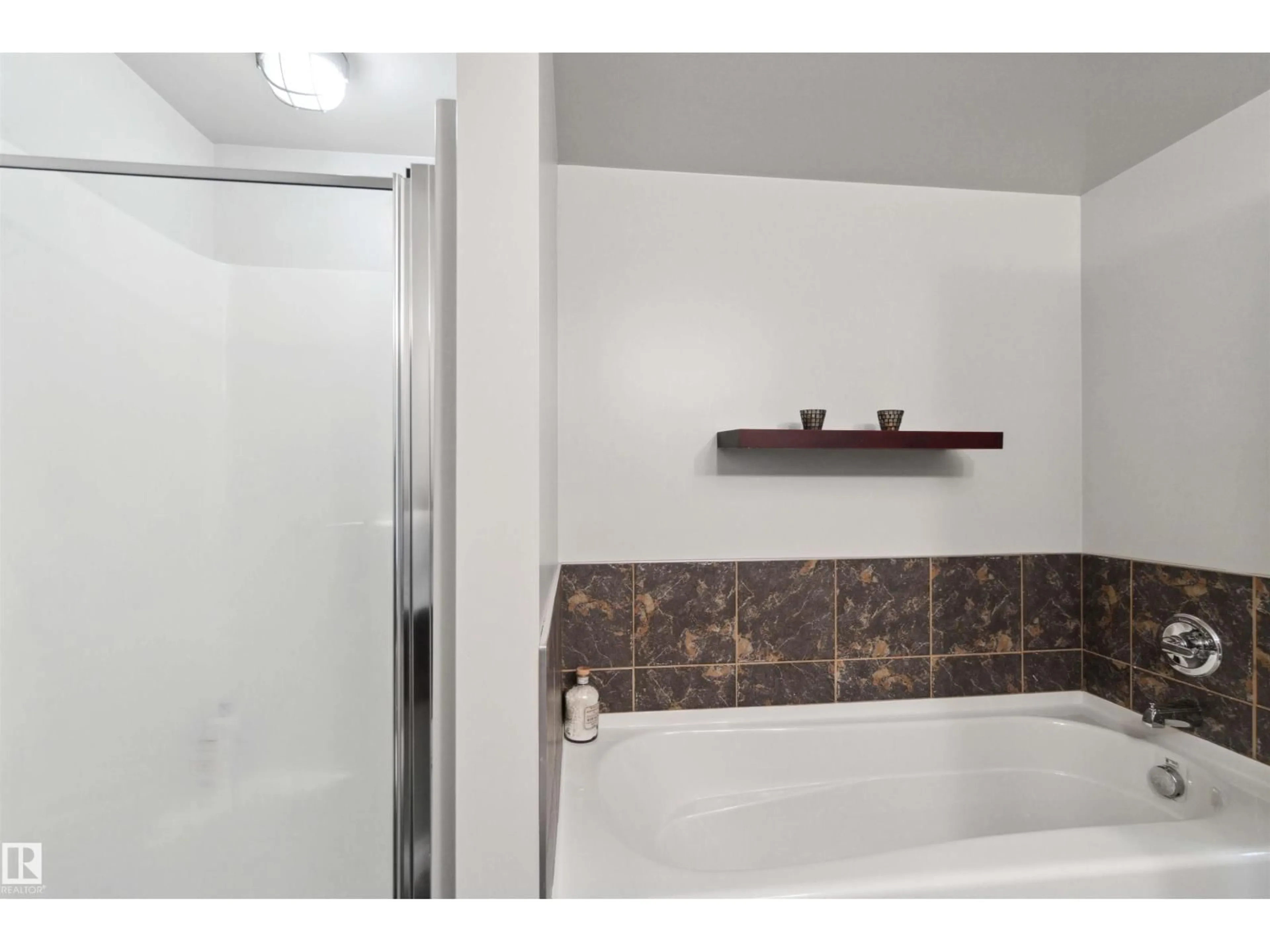 Standard bathroom, ceramic/tile floor for #402 - 9020 JASPER AV, Edmonton Alberta T5H3S8