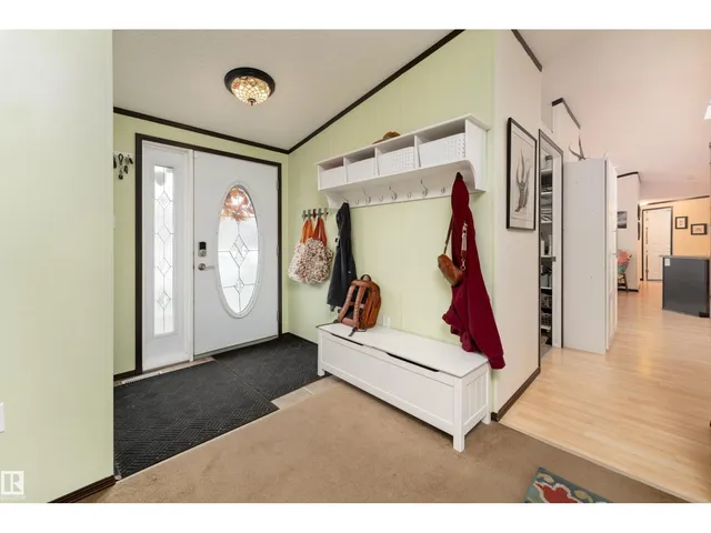 NW - 422 OAK WOOD CR, Edmonton 2
