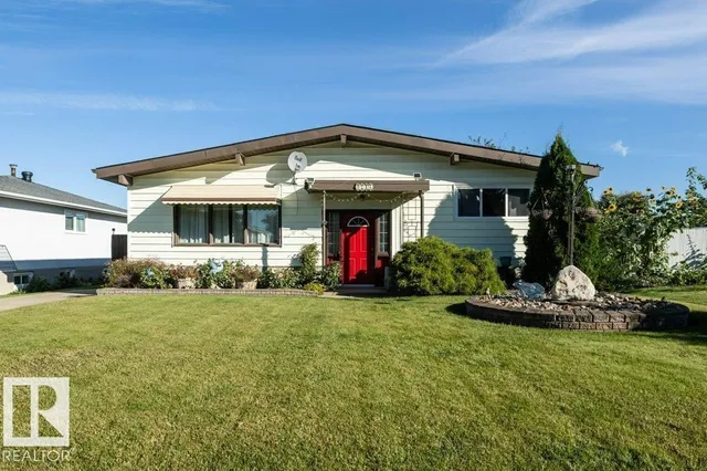 9716 99 ST, Westlock 2