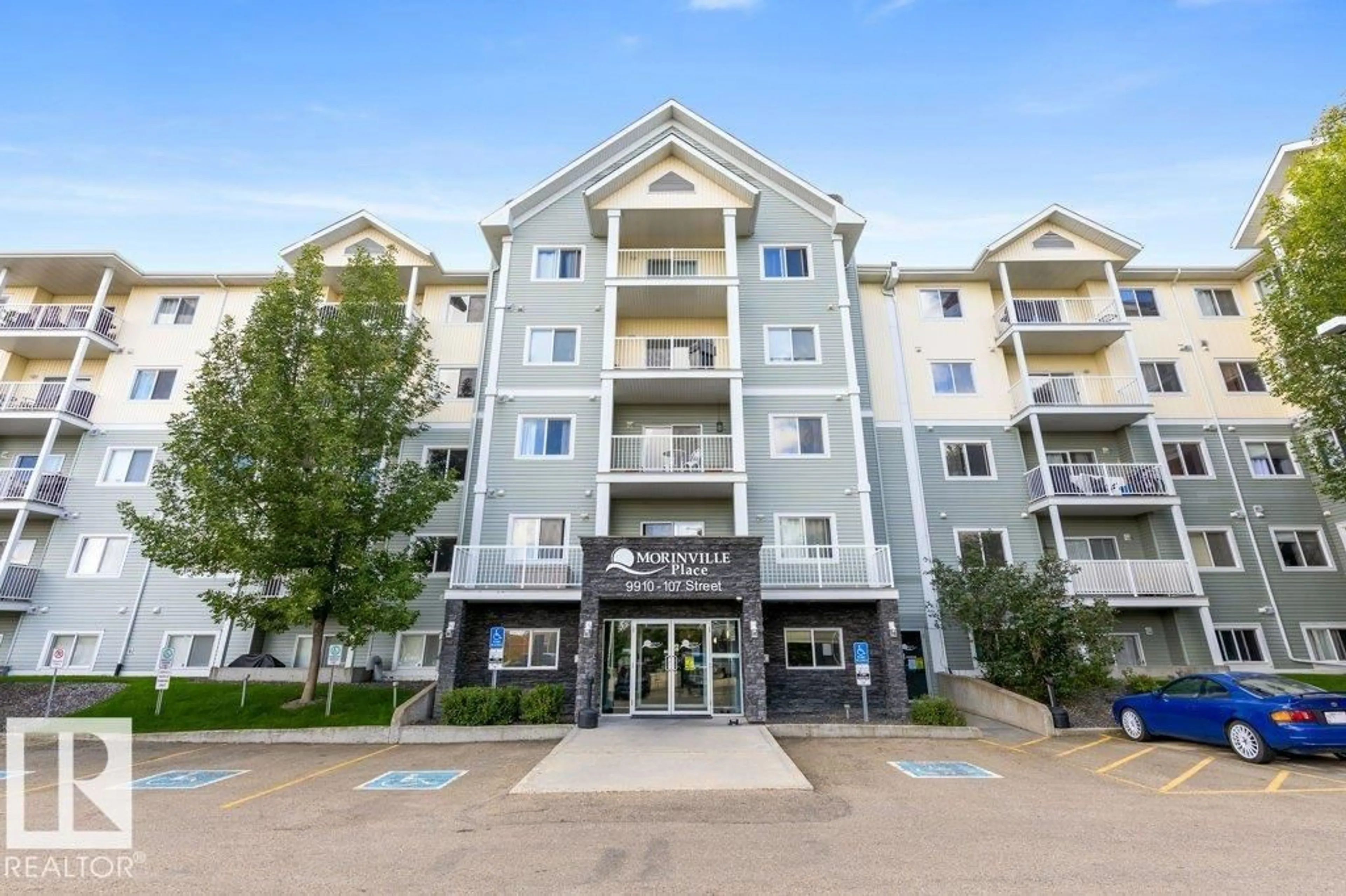 Patio, unknown for 307 - 9910 107 ST, Morinville Alberta T8R0A3