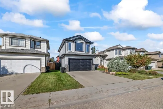 7 LAMPLIGHT DR, Spruce Grove 2