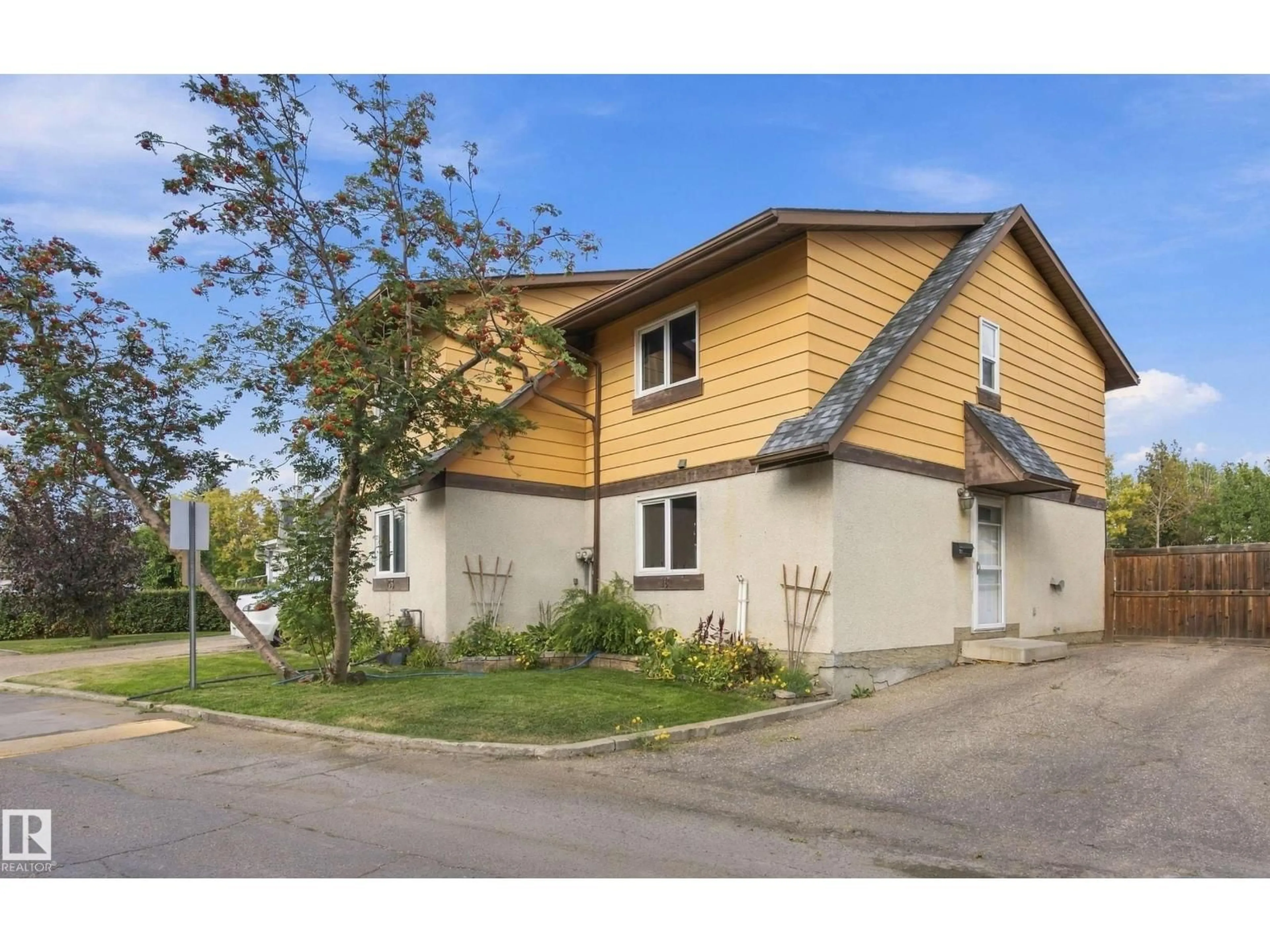 Unknown for 161 WOODSTOCK NW, Edmonton Alberta T5T0H6