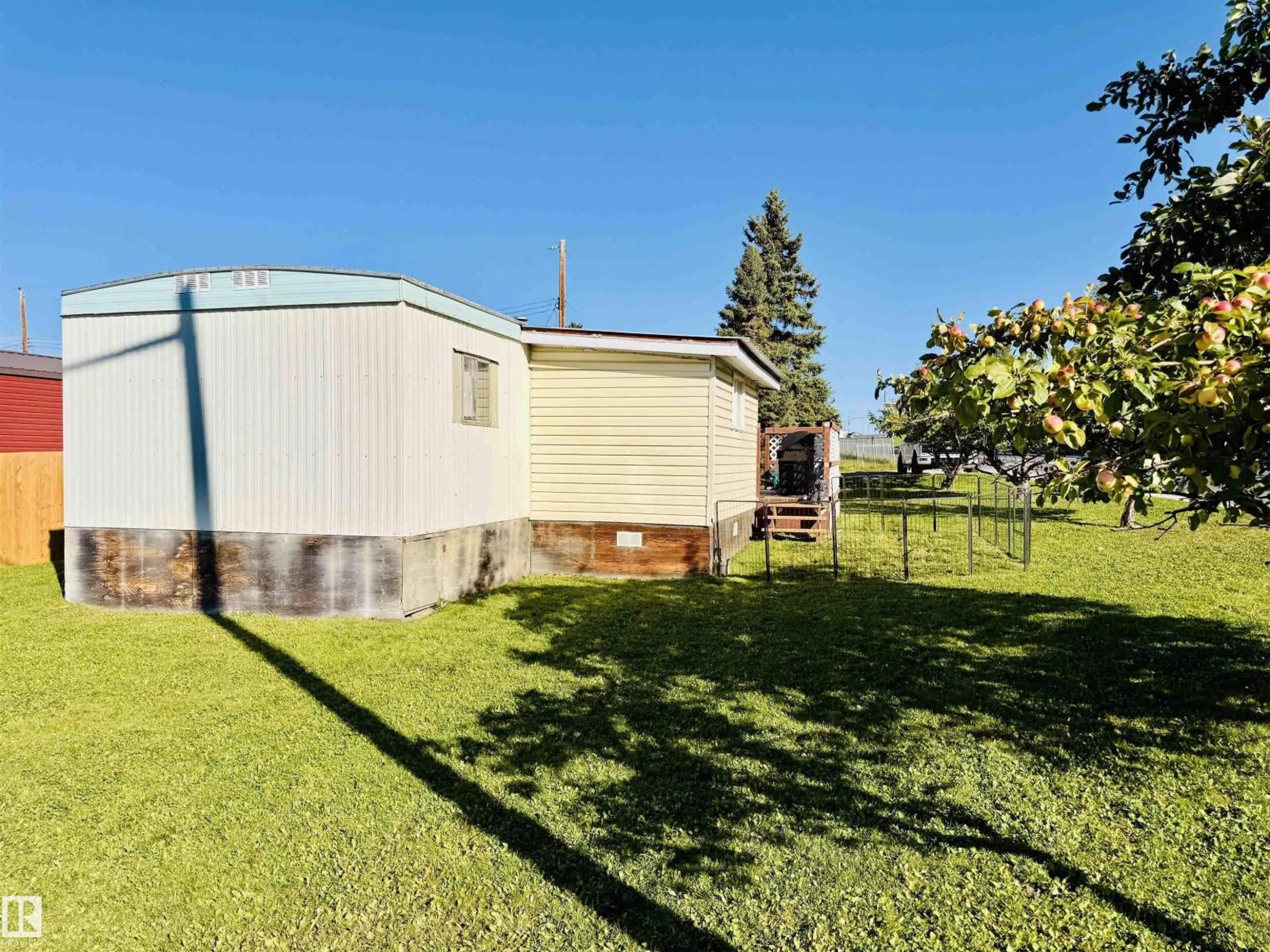 Unknown for 5404 47 AV, Drayton Valley Alberta T7A1K7