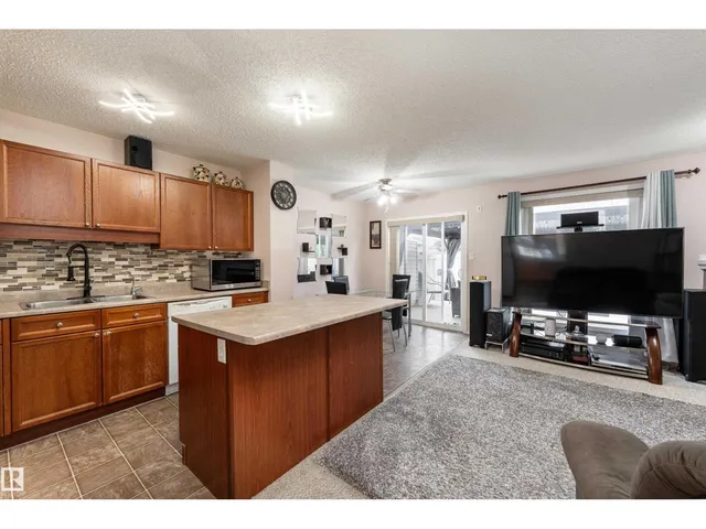2309 27 AV, Edmonton 5