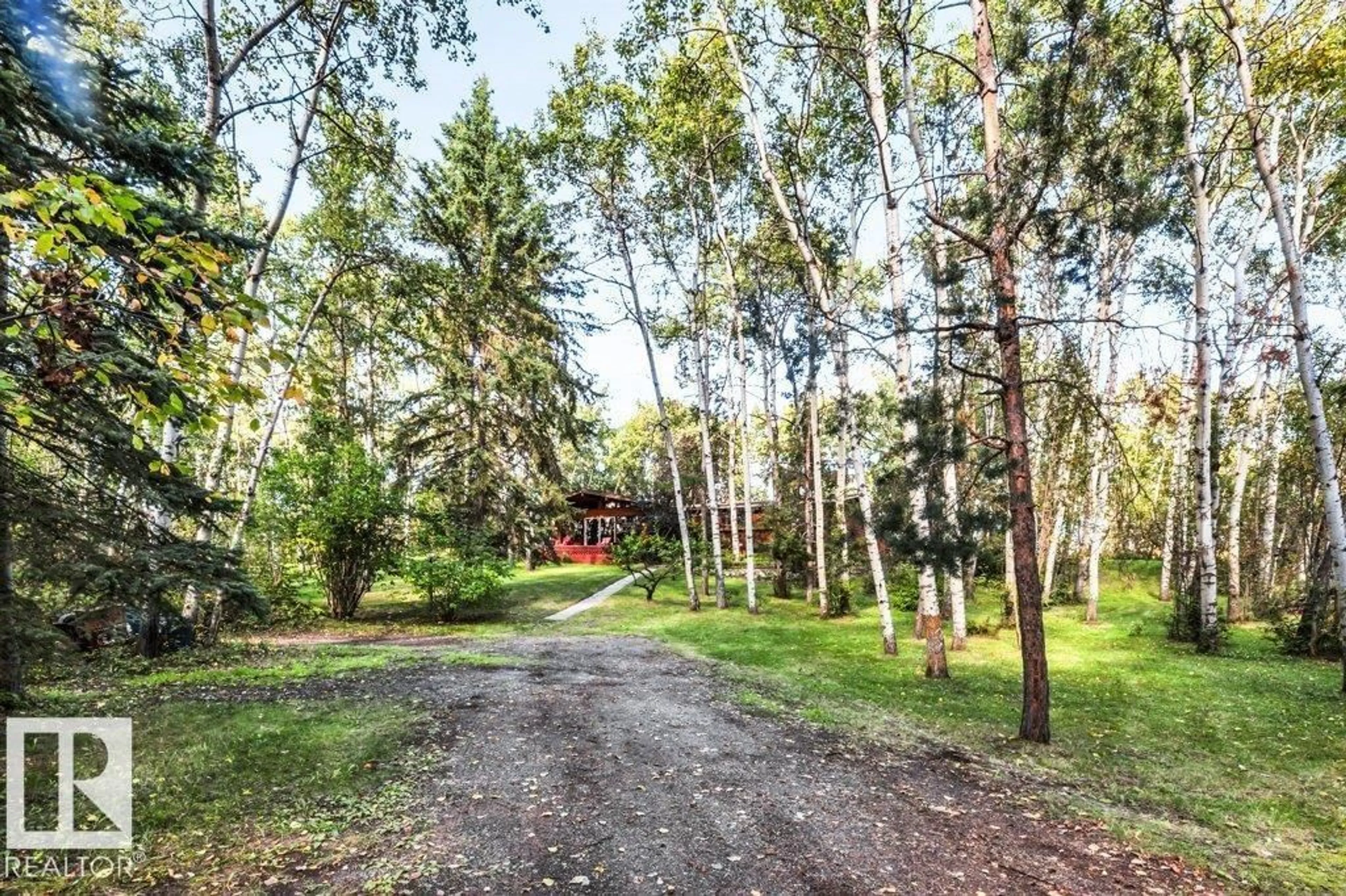 Patio, forest/trees view for 10-51119 RGE RD 265, Rural Parkland County Alberta T7Y1E8