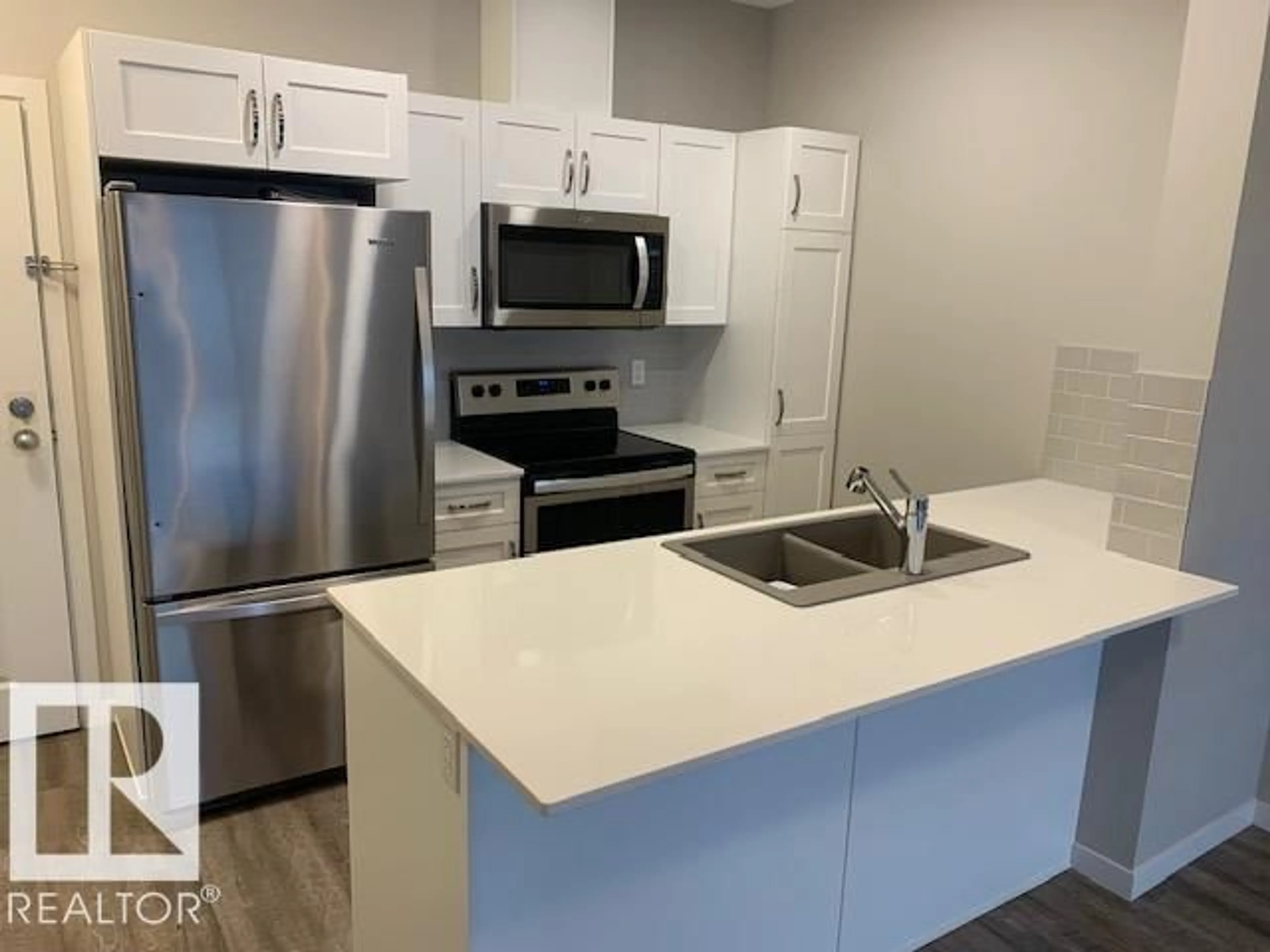 Standard kitchen, unknown for 153 - 1818 RUTHERFORD RD, Edmonton Alberta T6W2K6