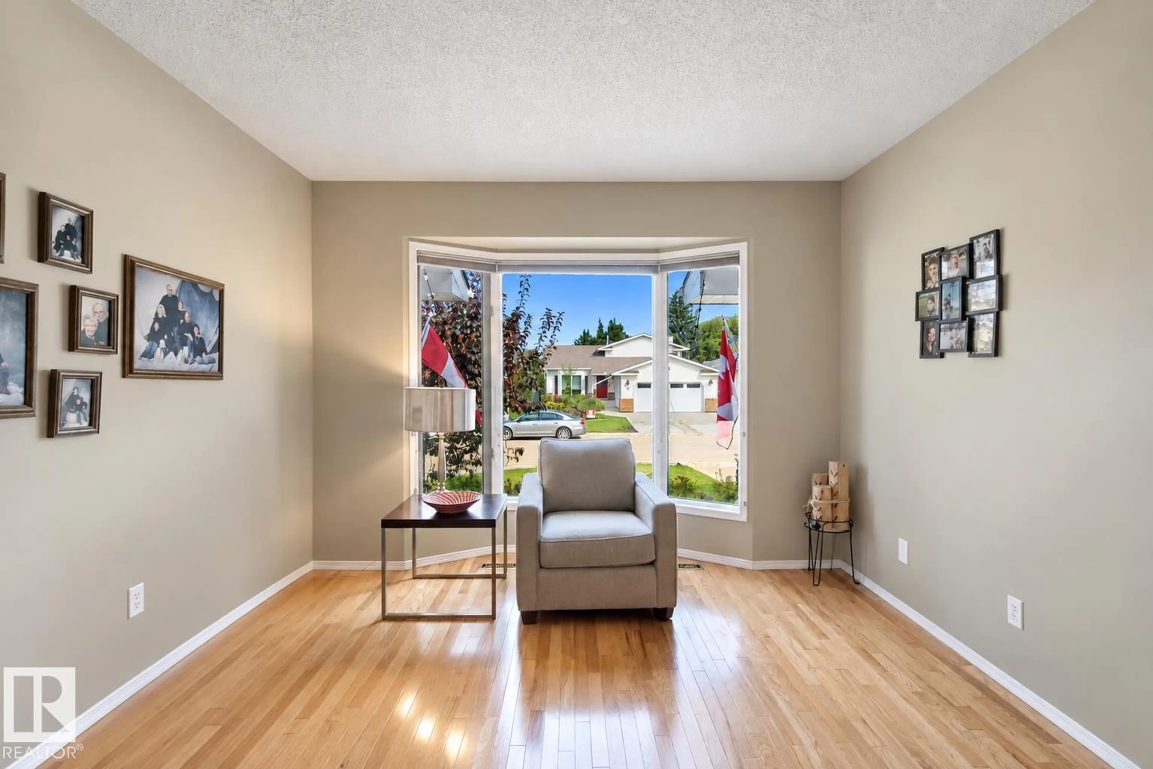 Indoor entryway for 2 STONESHIRE CL, Spruce Grove Alberta T7X3E1