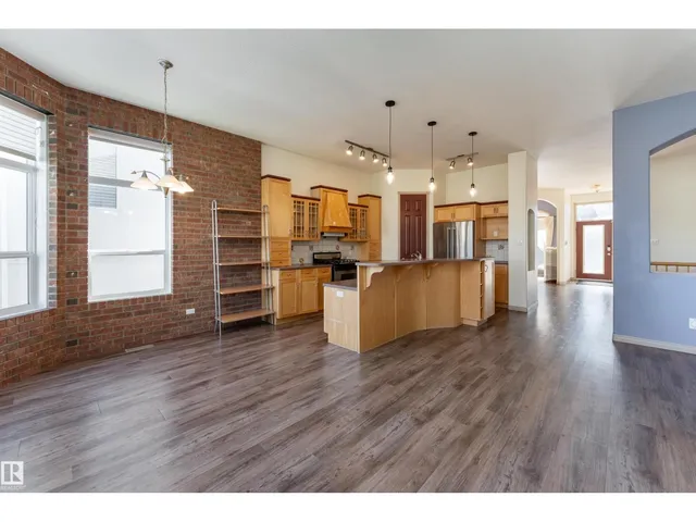 1462 LOEWEN CT, Edmonton 5