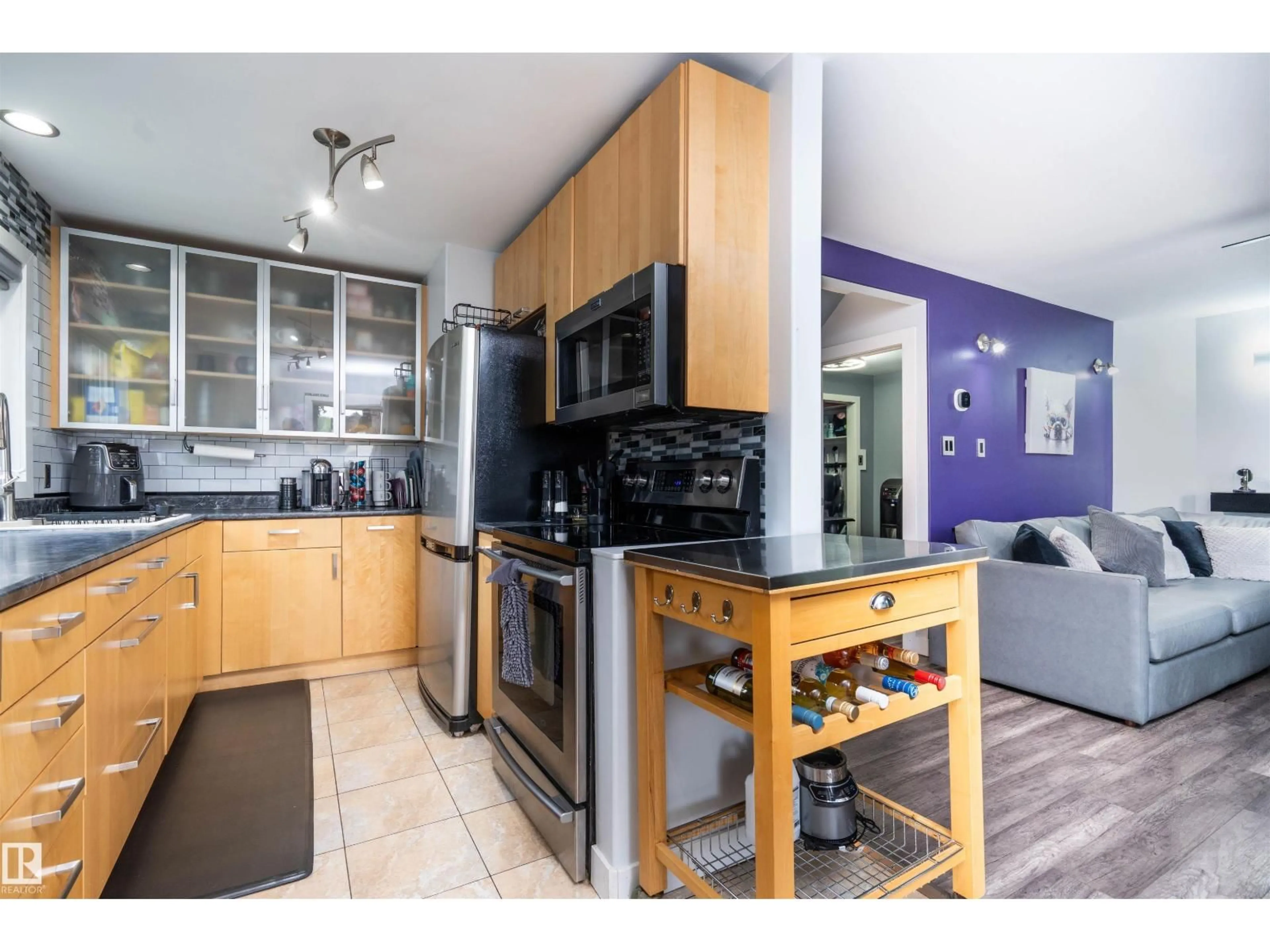 Unknown for 6111 119 AV, Edmonton Alberta T5W1J7