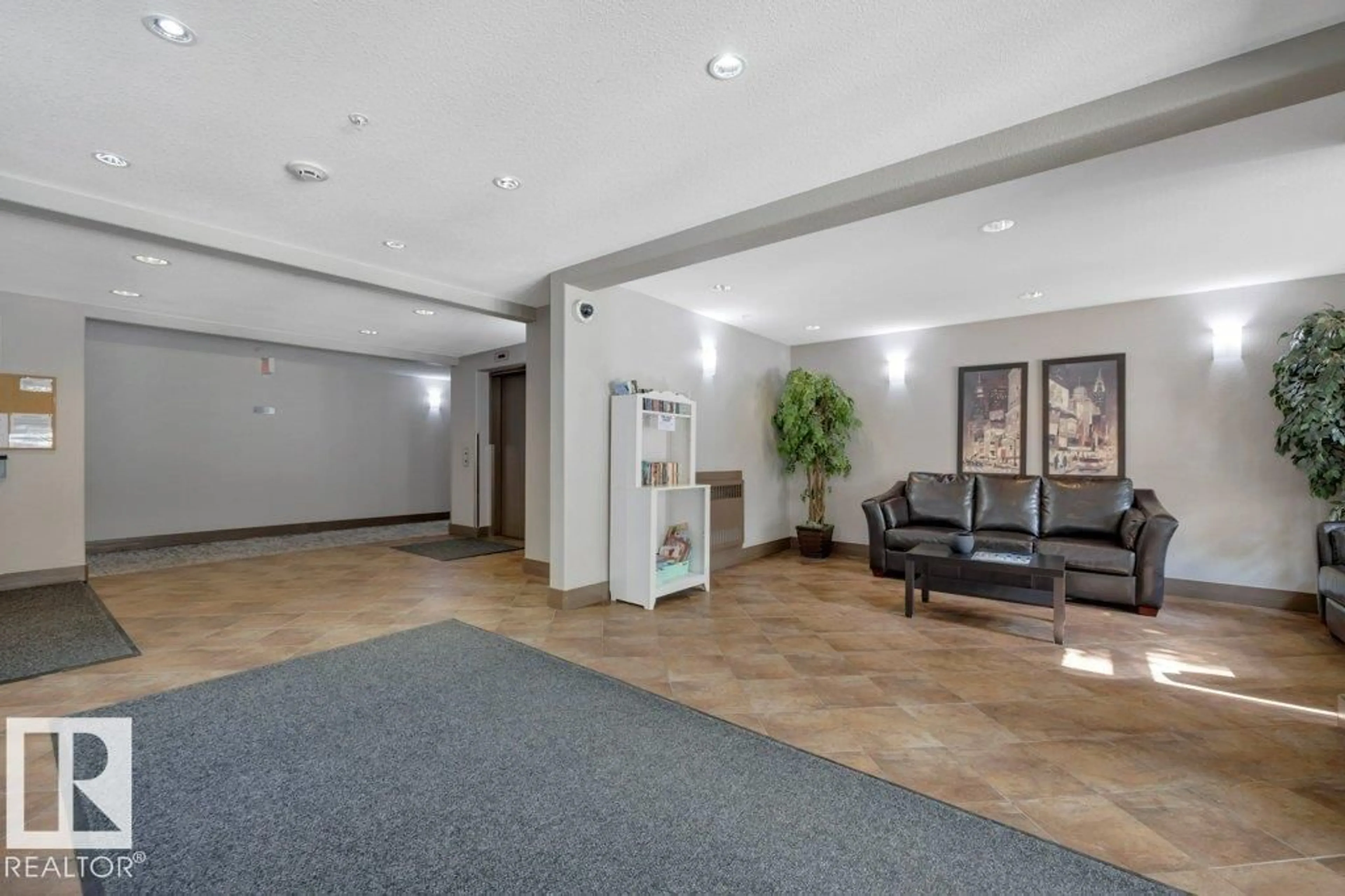Lobby for #114 - 11615 ELLERSLIE RD, Edmonton Alberta T6W0J3
