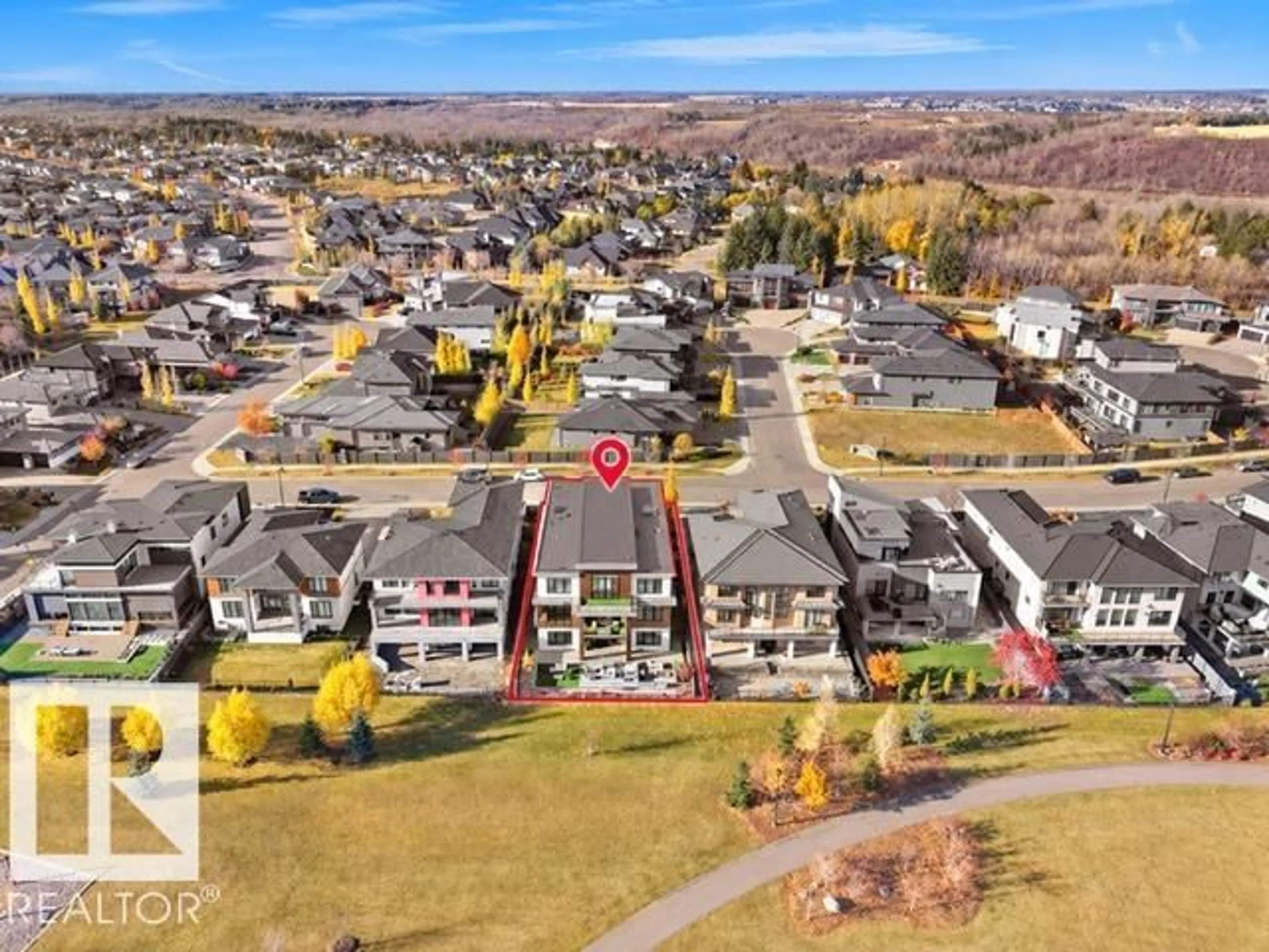 A pic from outside/outdoor area/front of a property/back of a property/a pic from drone, mountain view for 4809 WOOLSEY LN, Edmonton Alberta T6W2B9